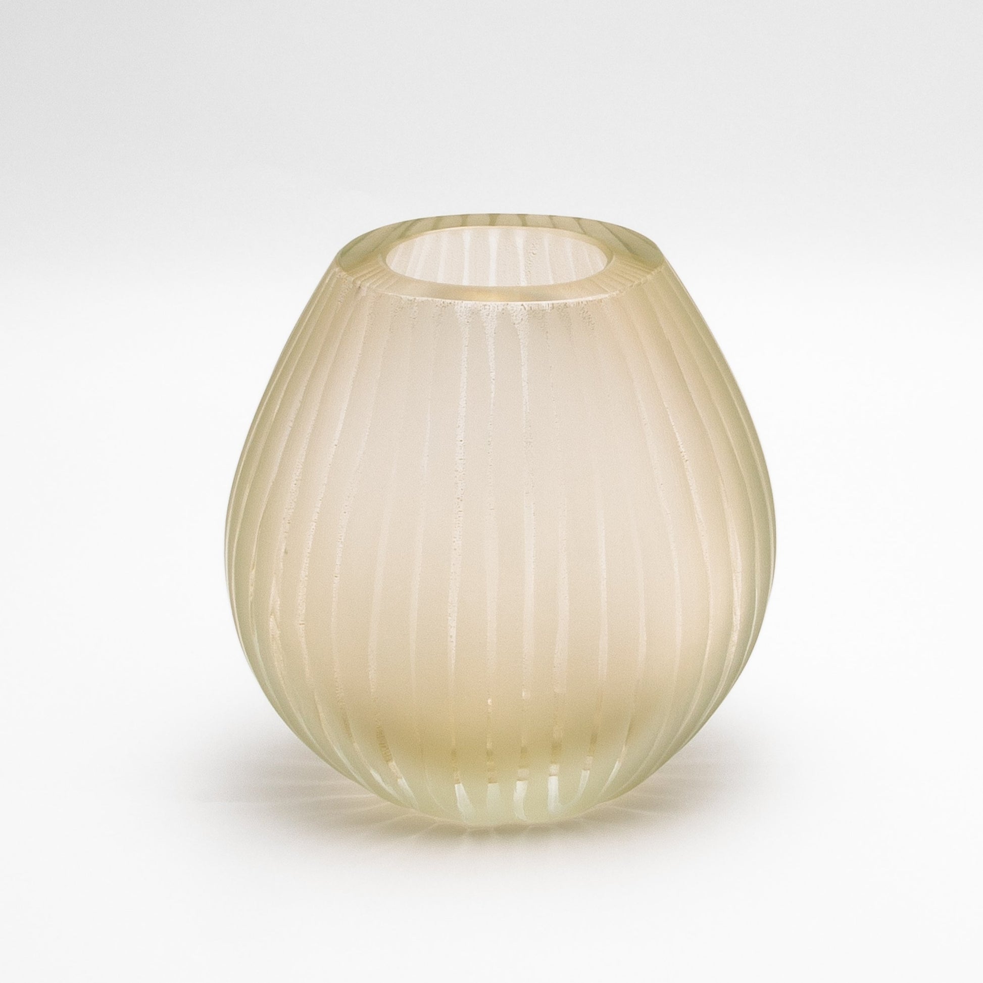 Murano Supreme Vase in Clear with 24-karat Gold Flecks