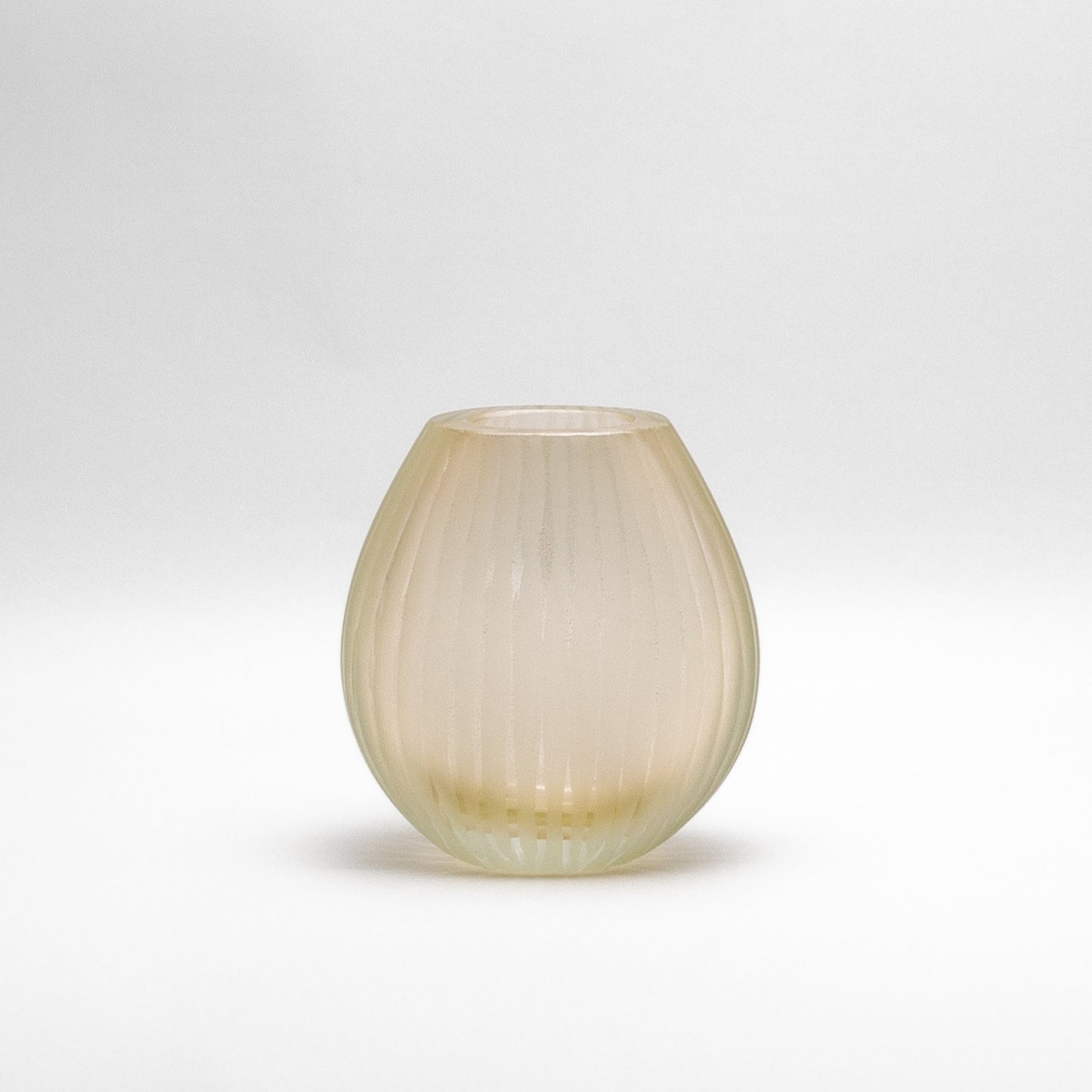Murano Supreme Vase in Clear with 24-karat Gold Flecks