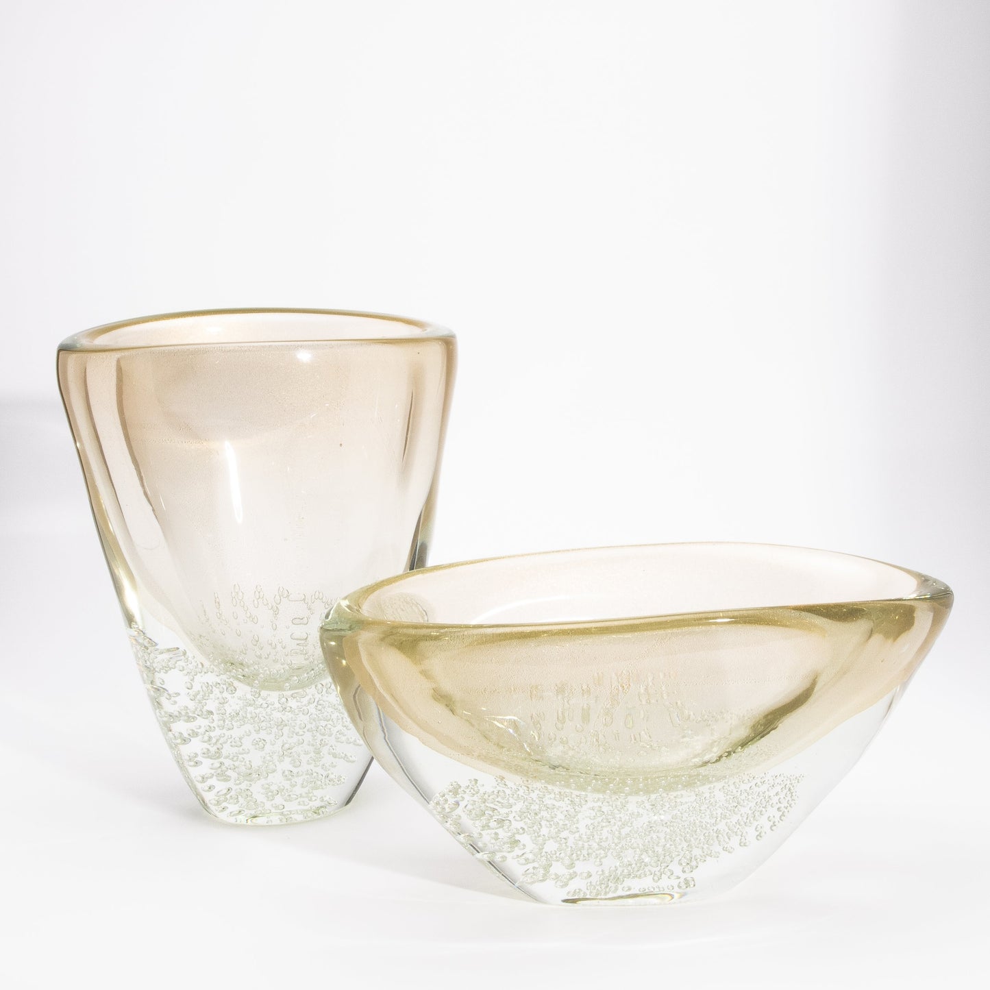 Murano Vase with 24-karat Gold Flecks and Bubbles