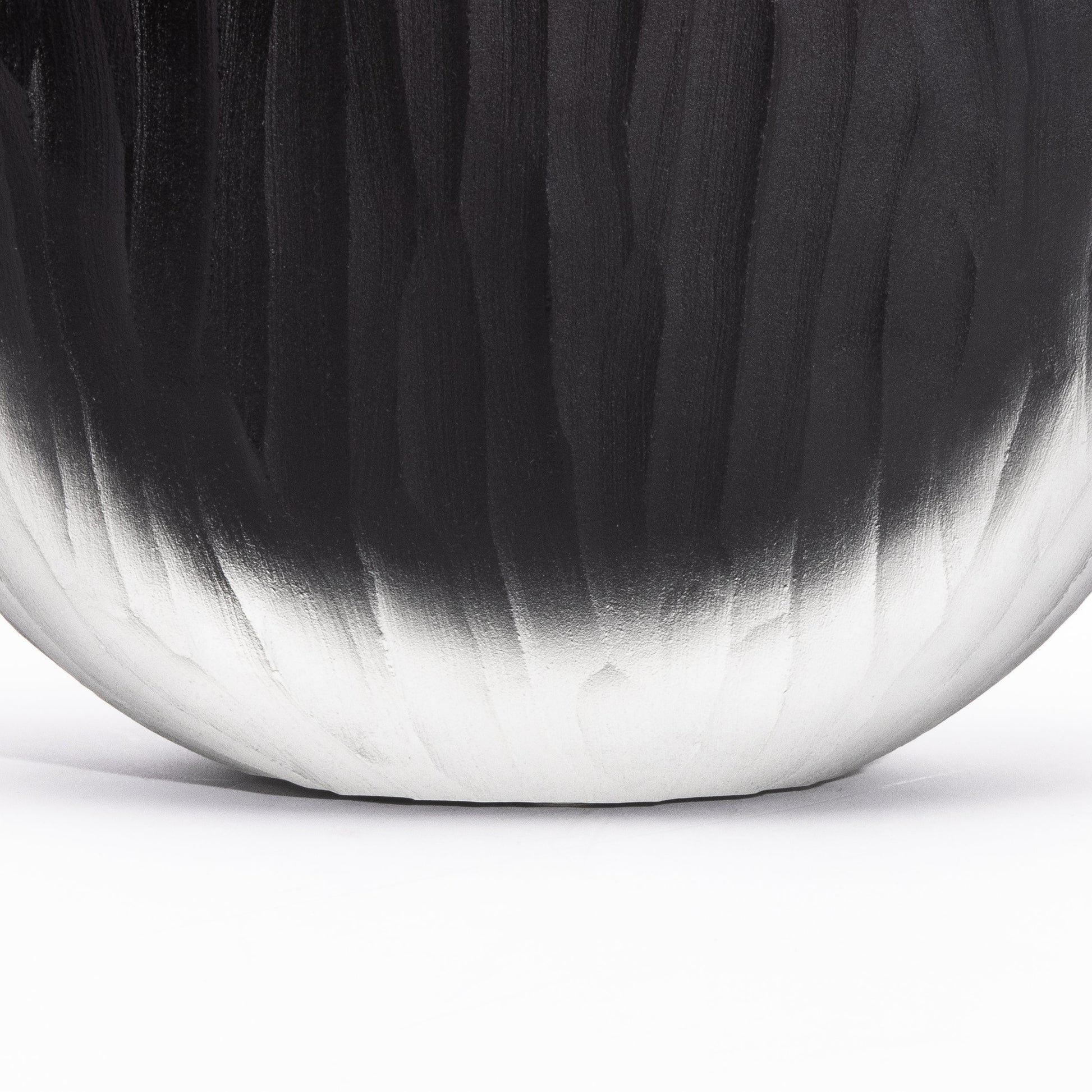 Murano Supreme Vase in Onyx Black