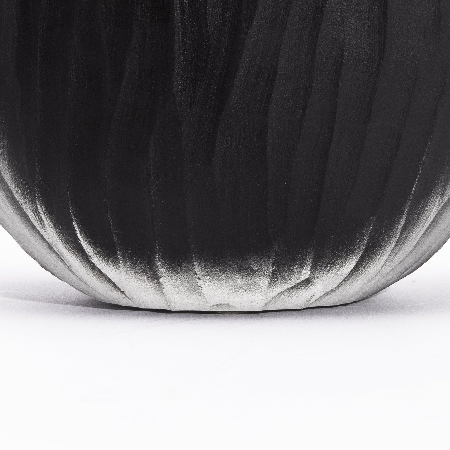 Murano Supreme Vase in Onyx Black
