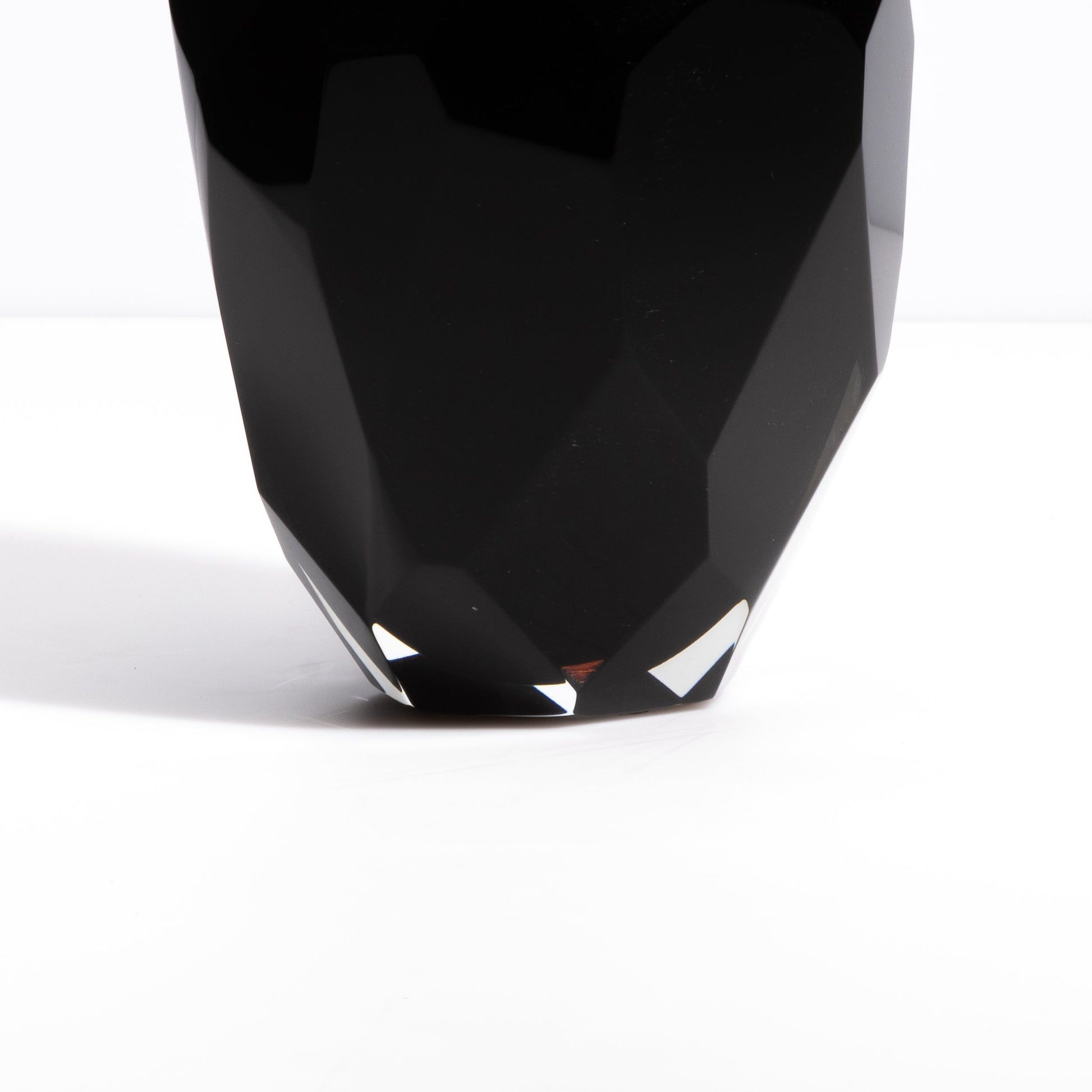 Facet Vase Black S