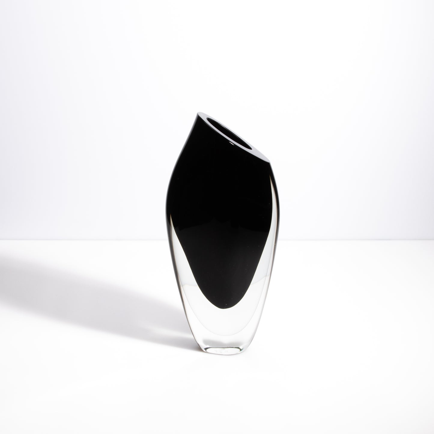 Murano Vase With Side Cut in Onyx Black