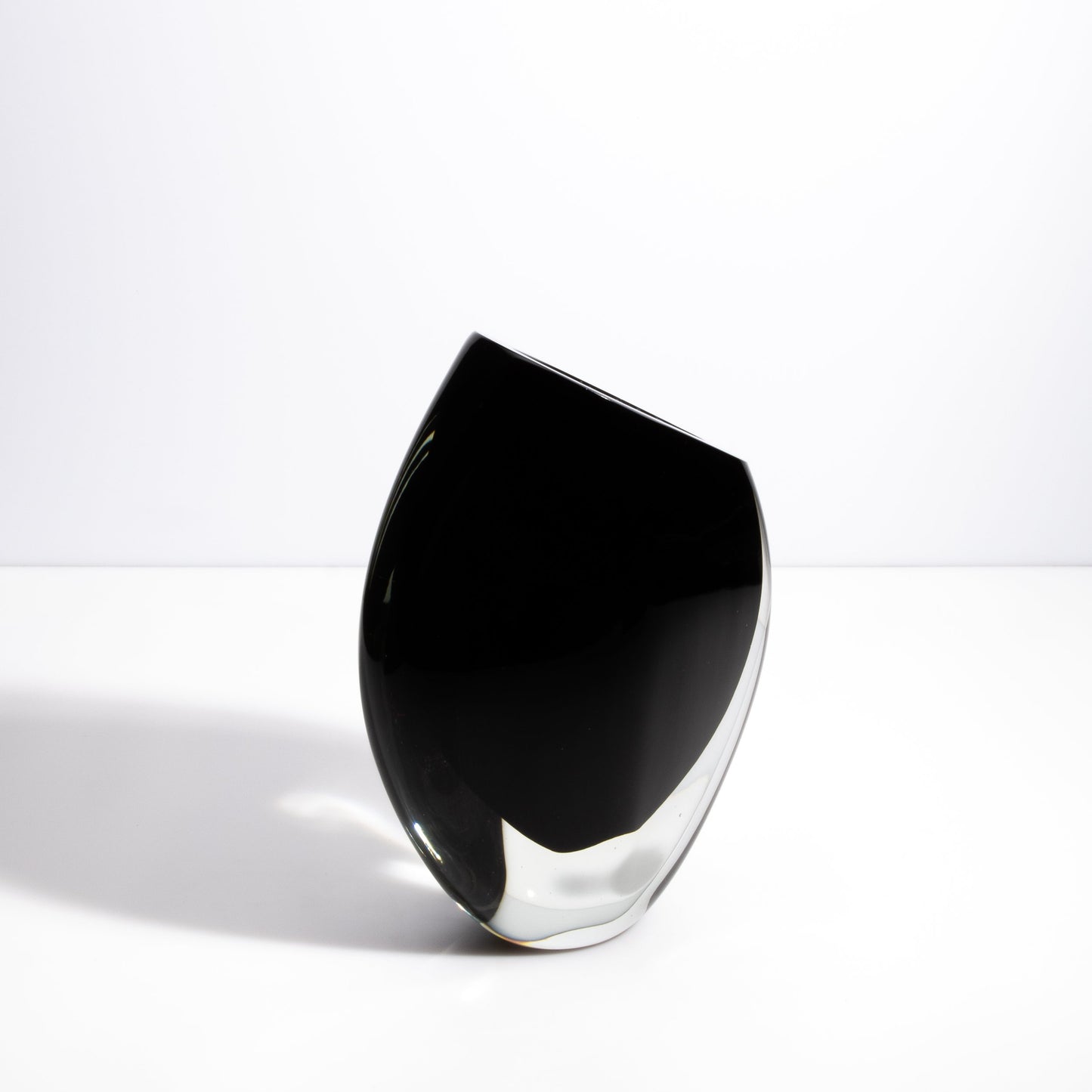 Murano Vase With Side Cut in Onyx Black