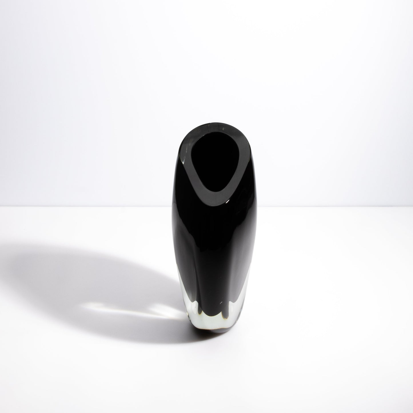 Murano Vase With Side Cut in Onyx Black