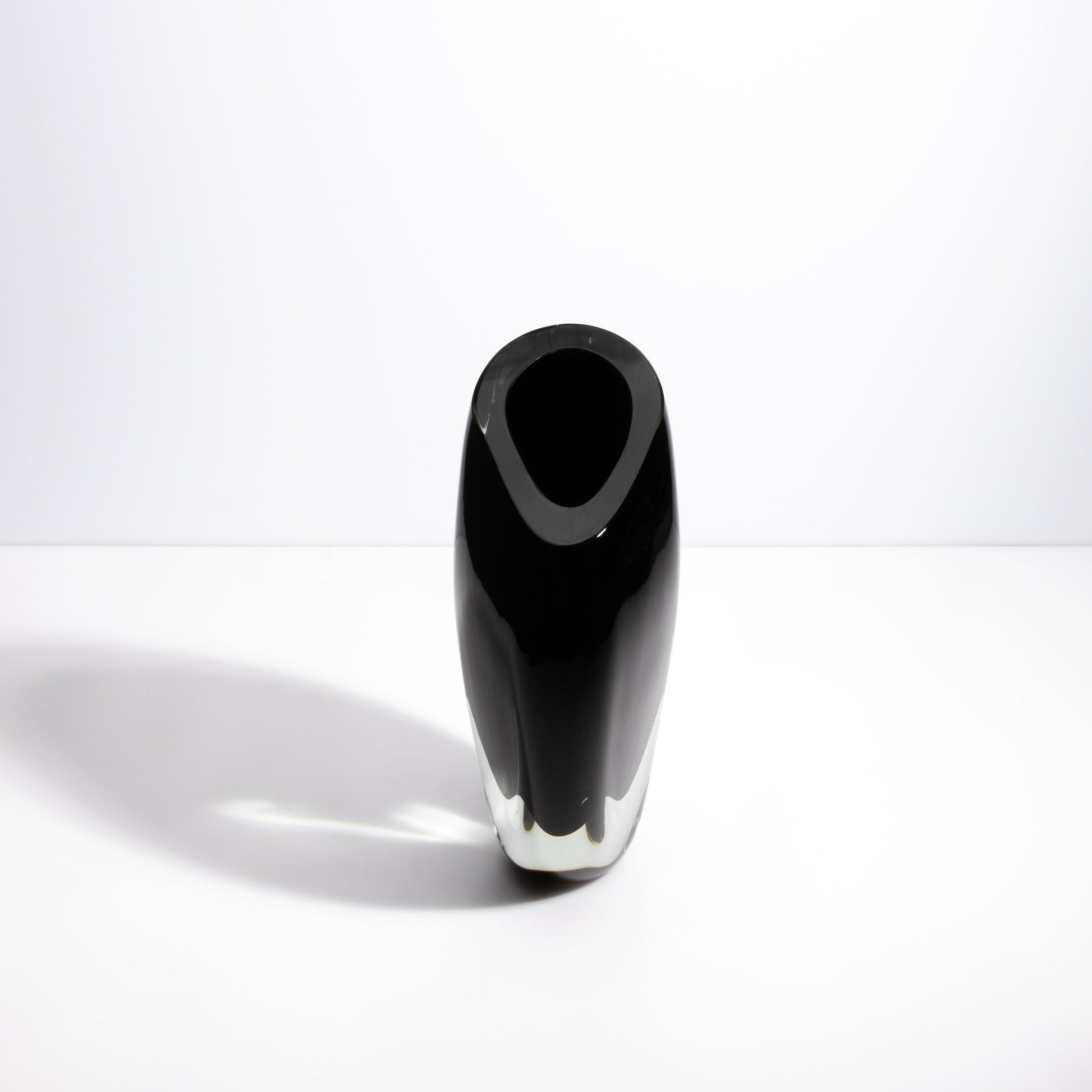 Murano Vase With Side Cut in Onyx Black