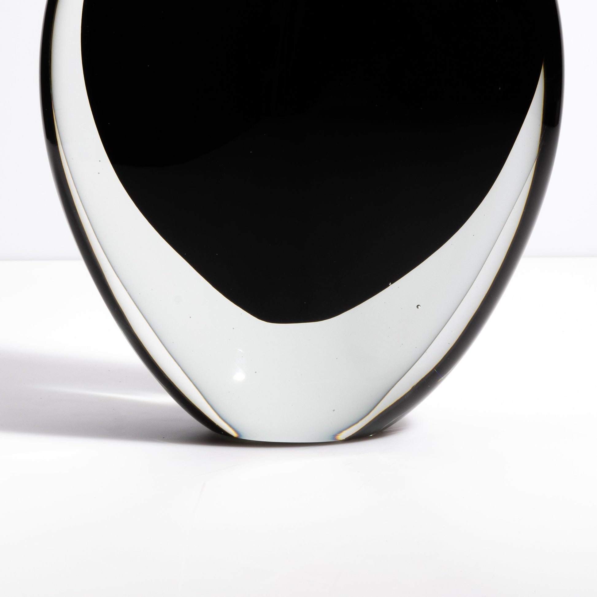 Murano Vase With Side Cut in Onyx Black