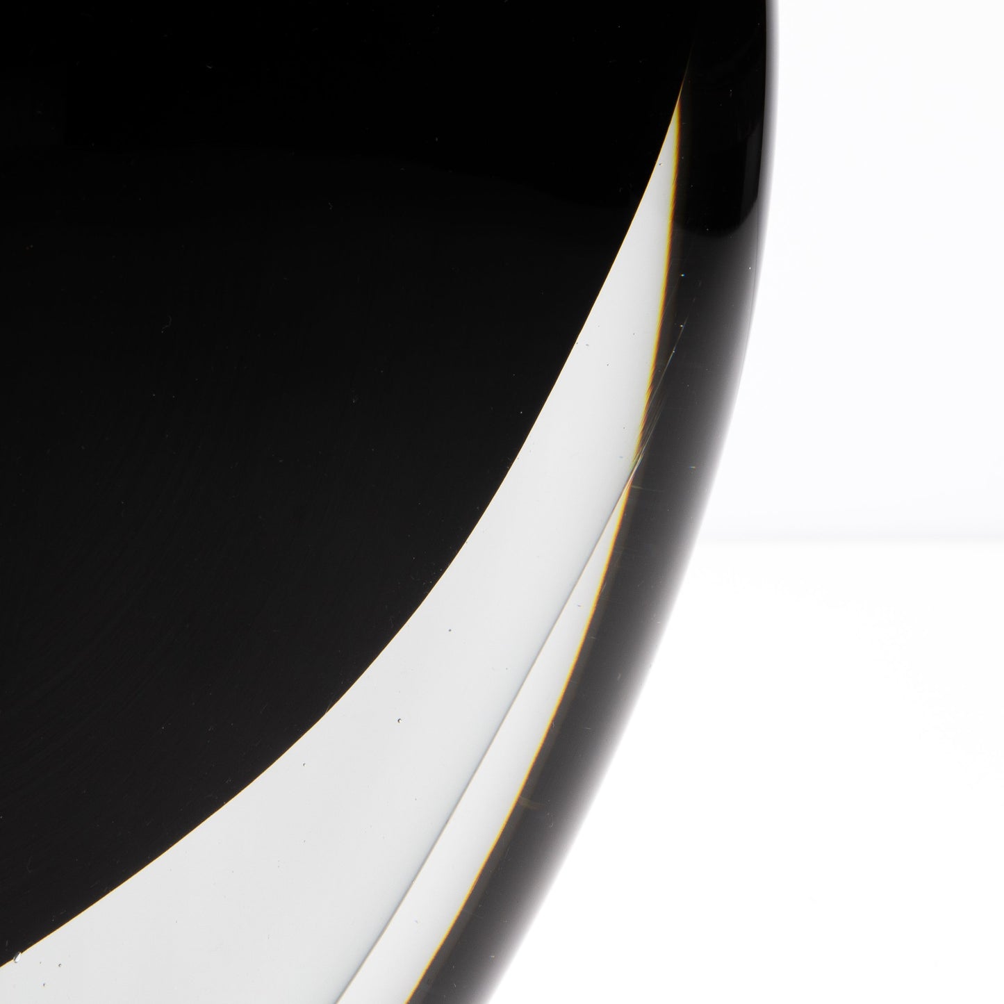 Murano Vase With Side Cut in Onyx Black