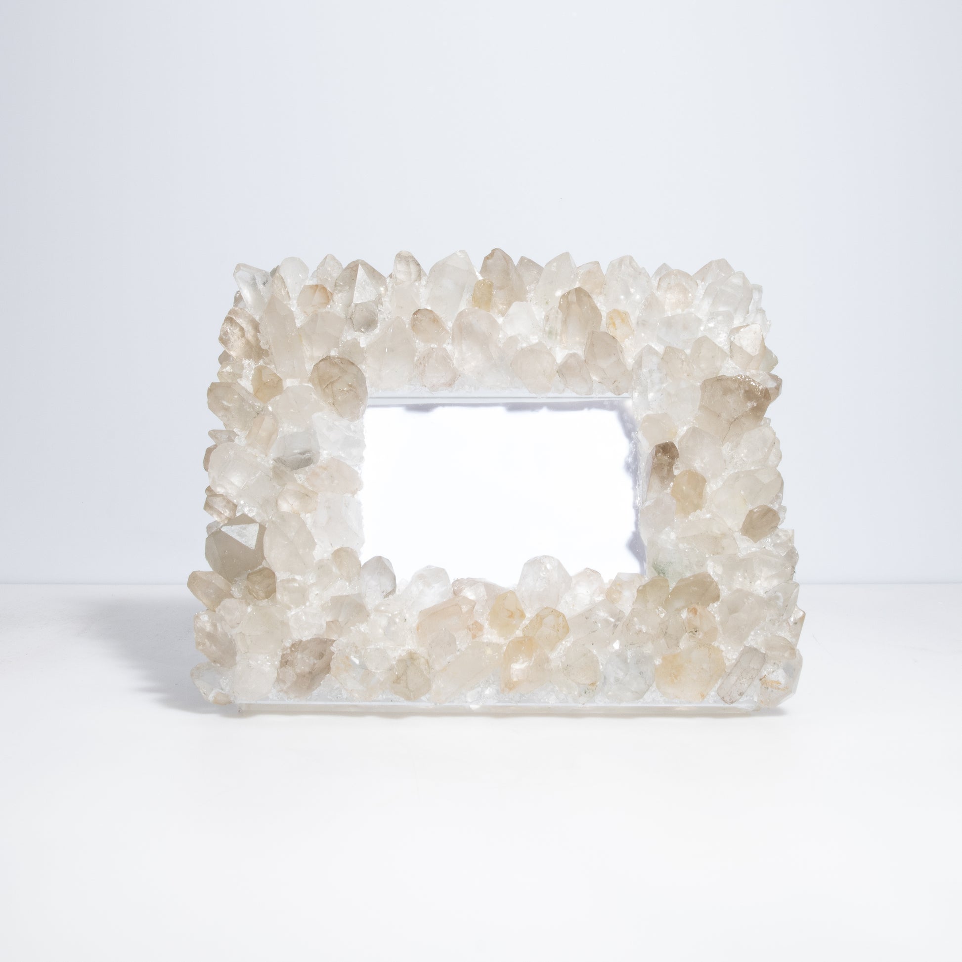 Picture Frame Horizontal White Quartz