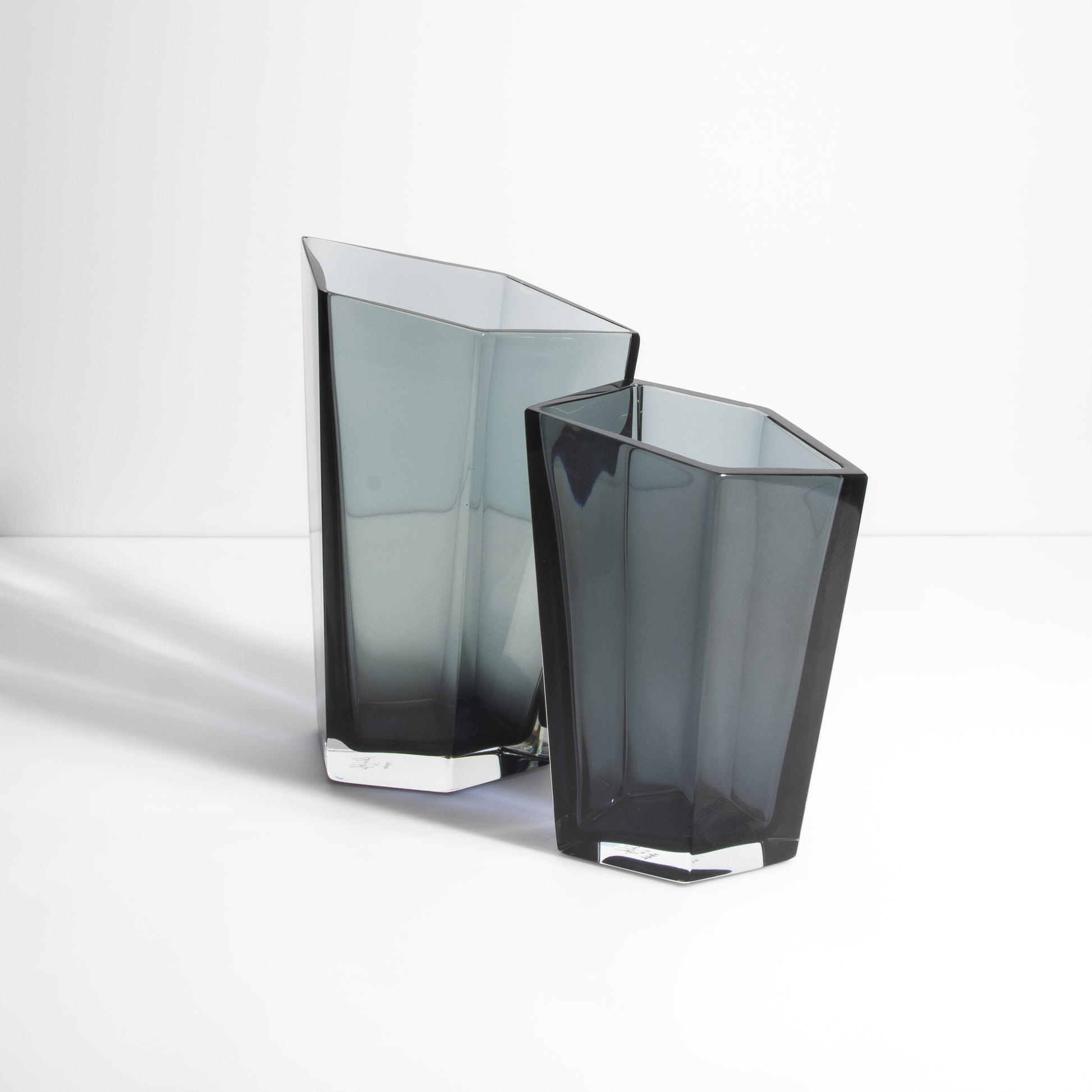 Murano Penta Vase in Grey