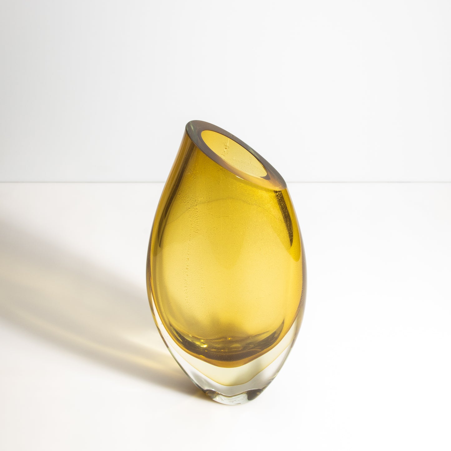 Murano Teardrop Vase in Amber with 24-Karat Gold Flecks