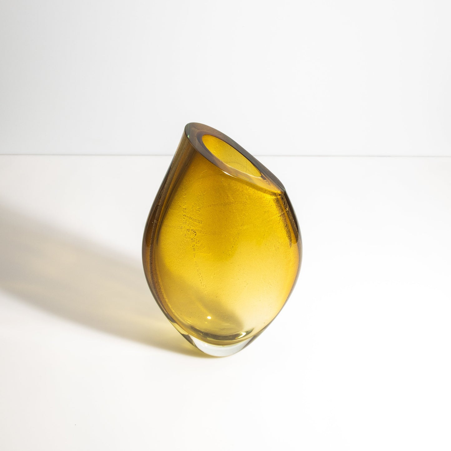 Murano Teardrop Vase in Amber with 24-Karat Gold Flecks
