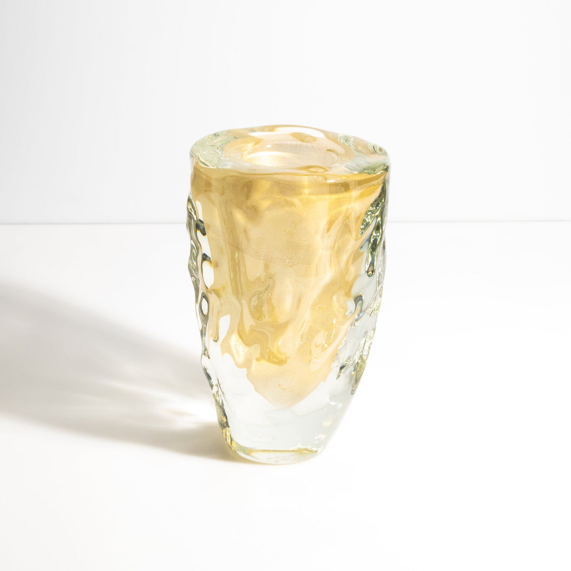 Murano Buri Vase in Clear with 24-Karat Gold Flecks