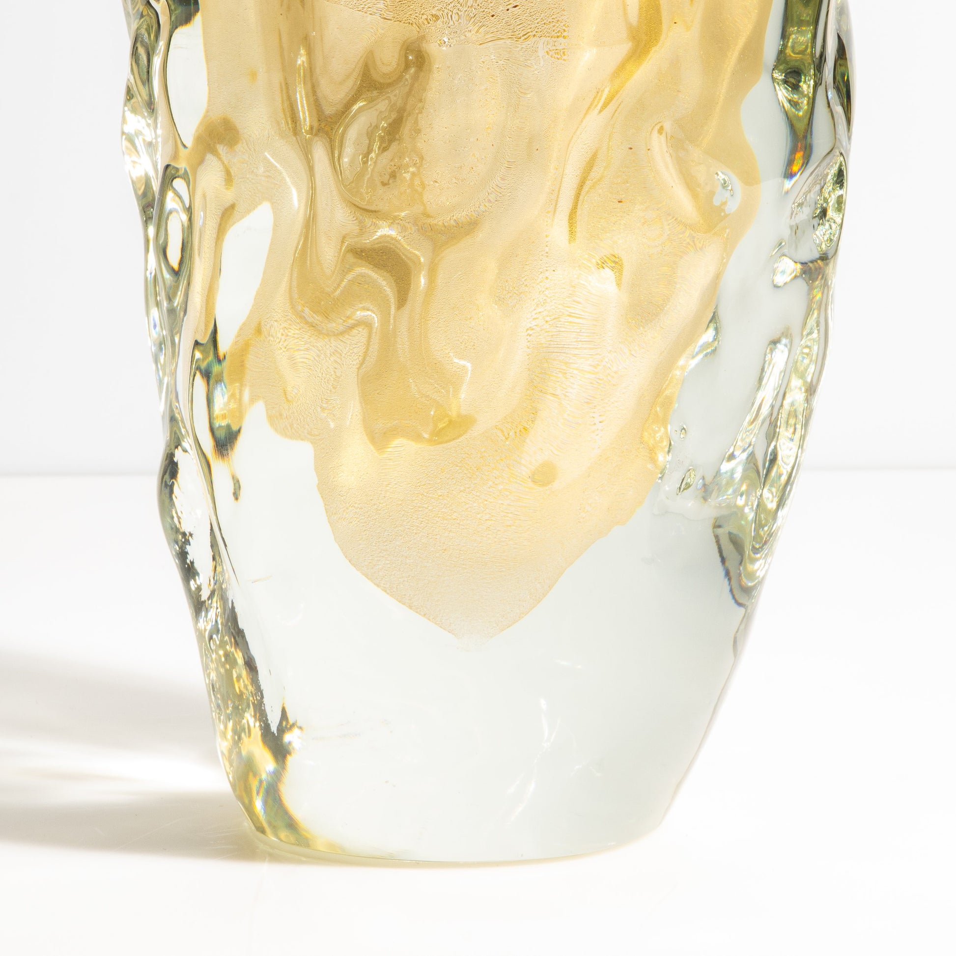 Murano Buri Vase in Clear with 24-Karat Gold Flecks