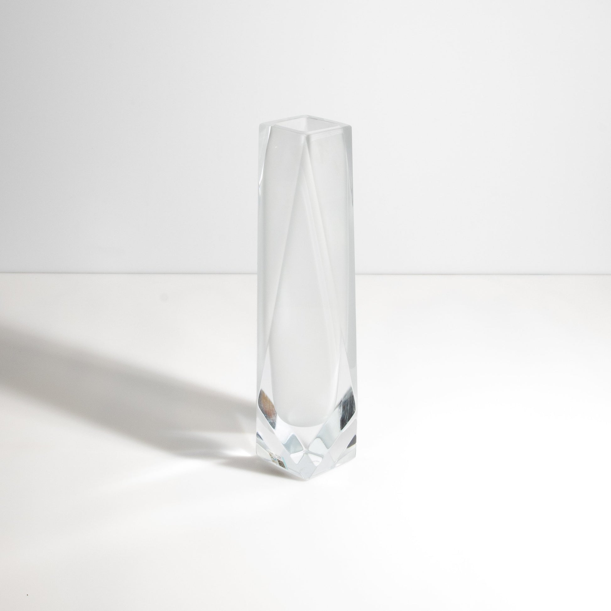 Murano Goccia Vase in Frosted White