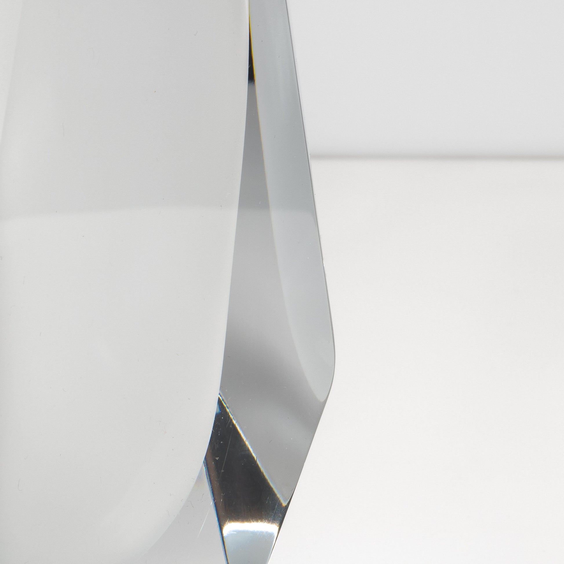 Murano Goccia Vase in Frosted White