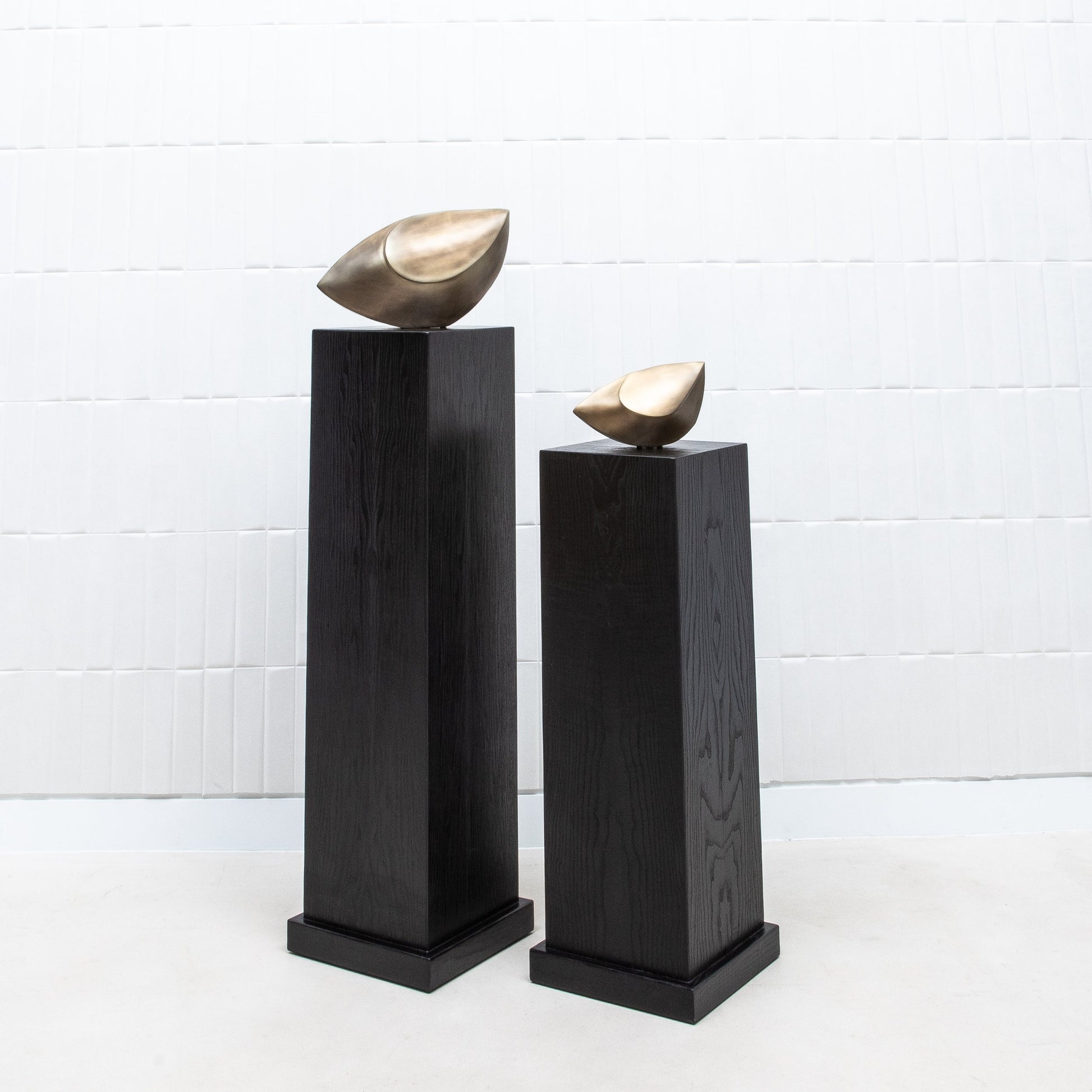 Modern Classic Oak Columns by R&Y Augousti
