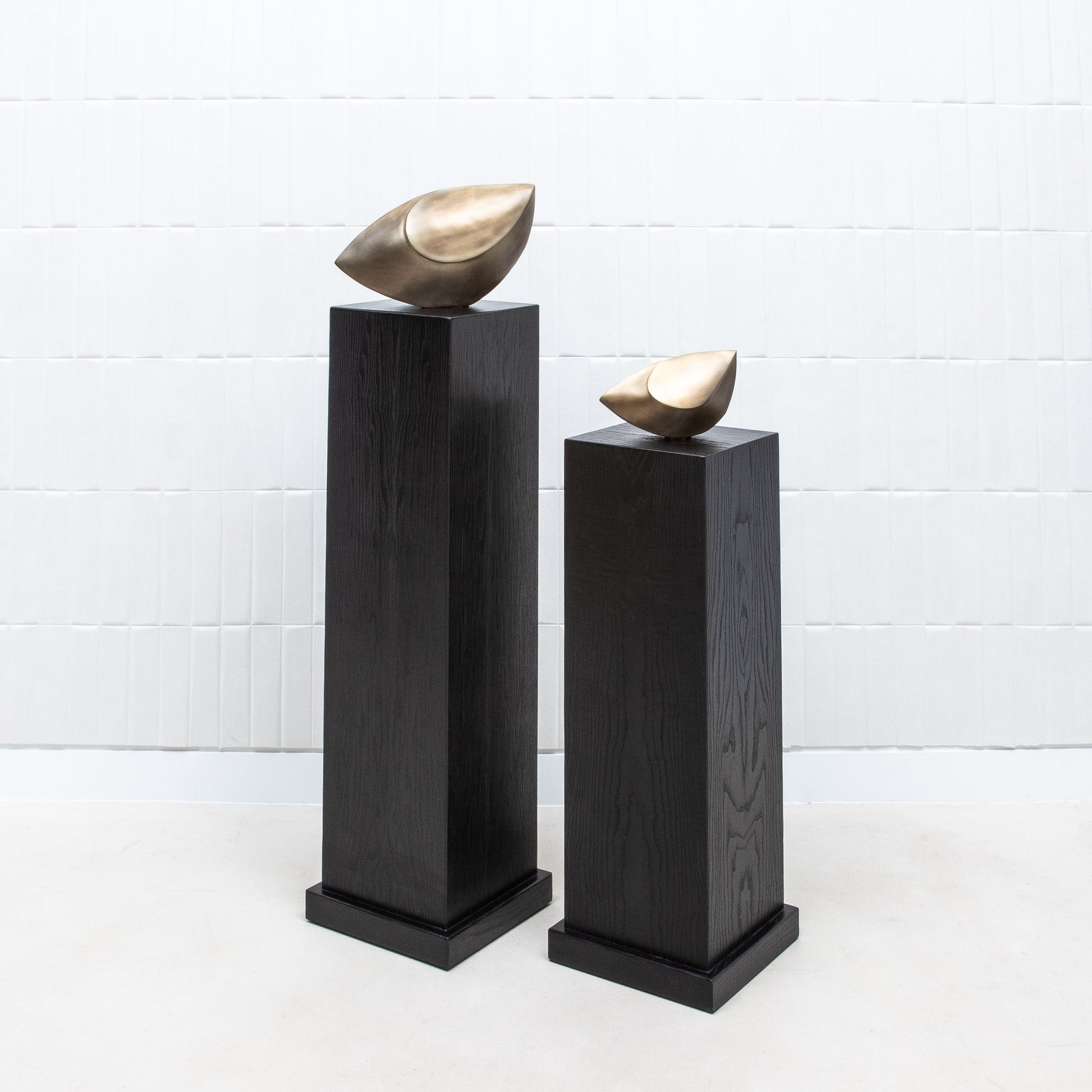 Modern Classic Oak Columns by R&Y Augousti