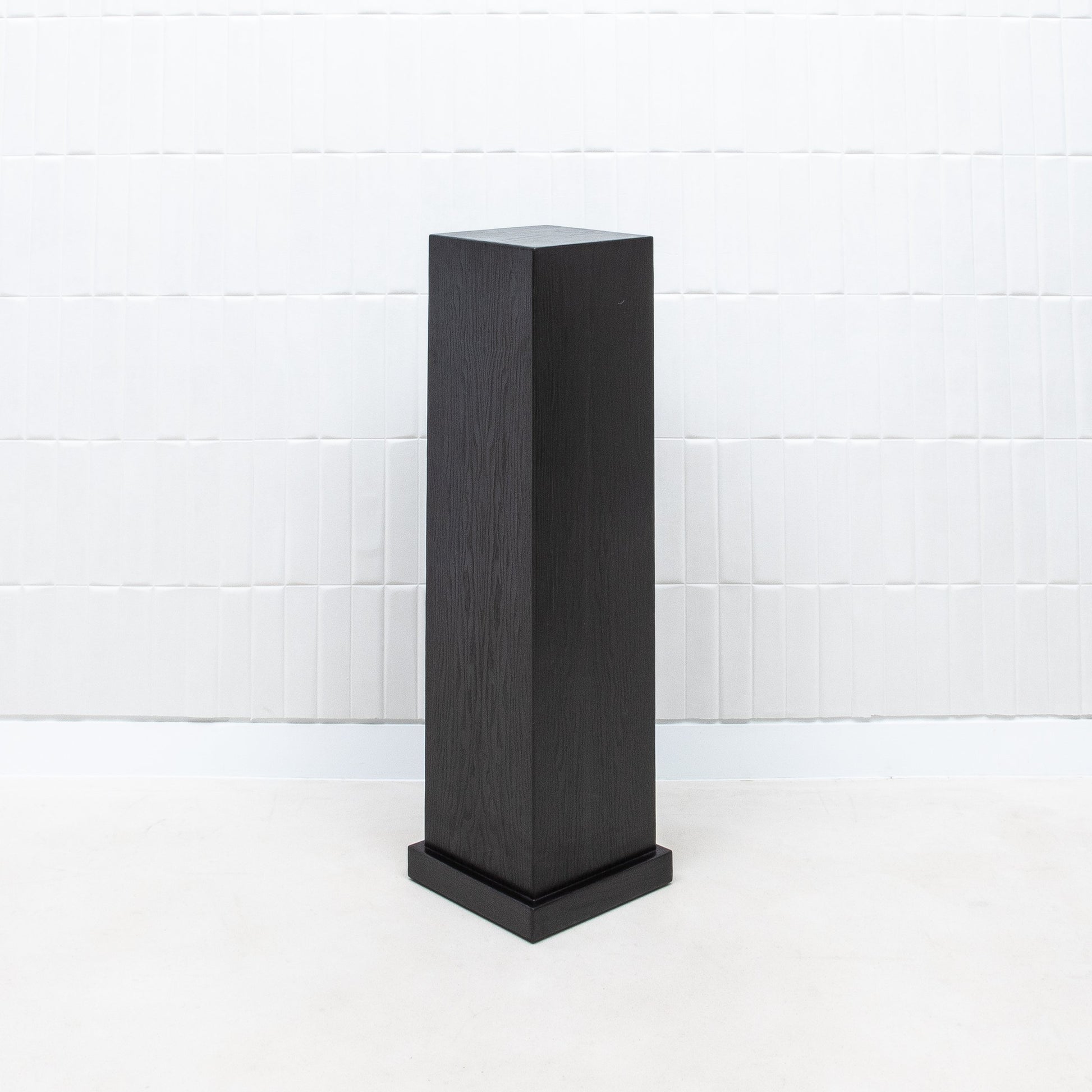 Modern Classic Oak Columns by R&Y Augousti