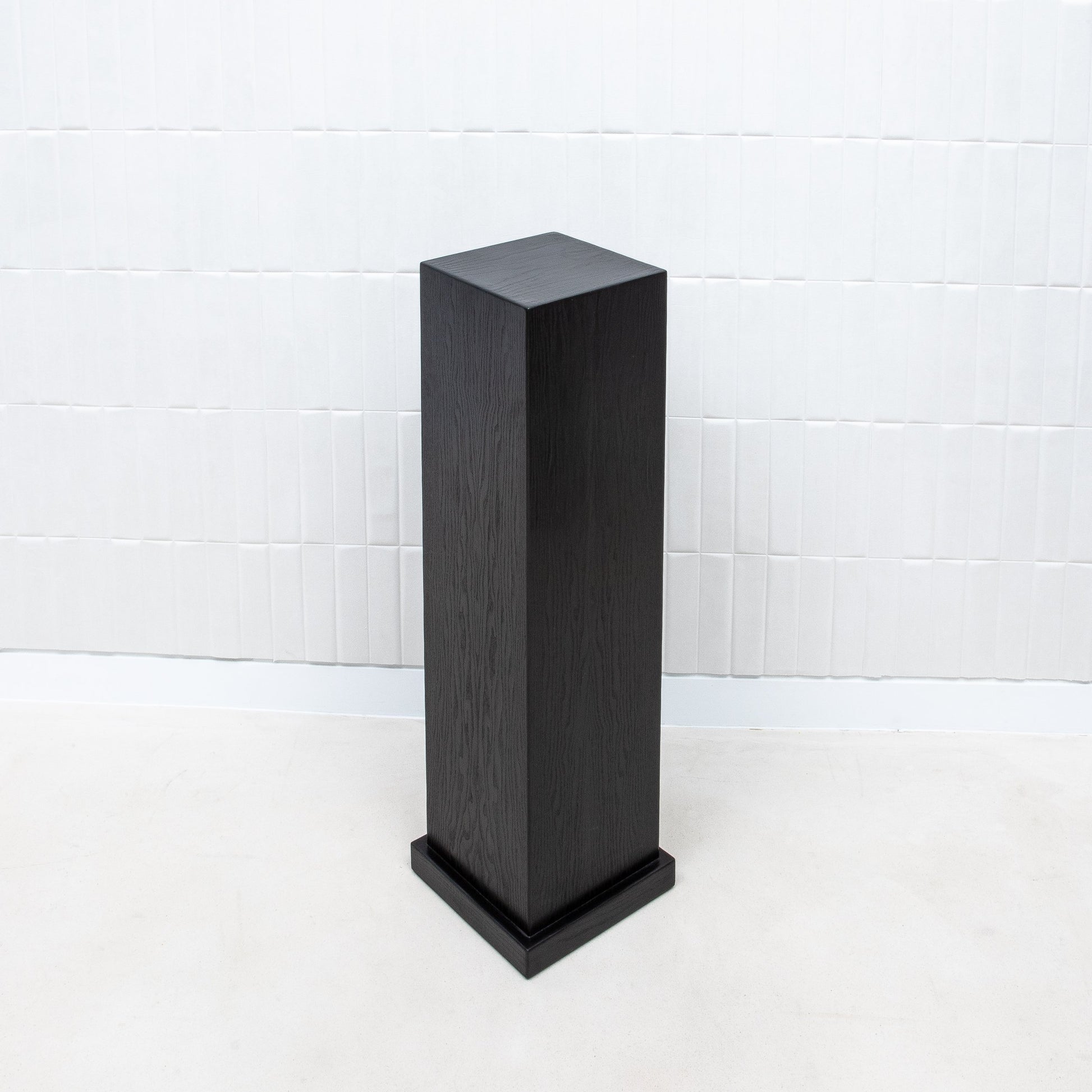 Modern Classic Oak Columns by R&Y Augousti