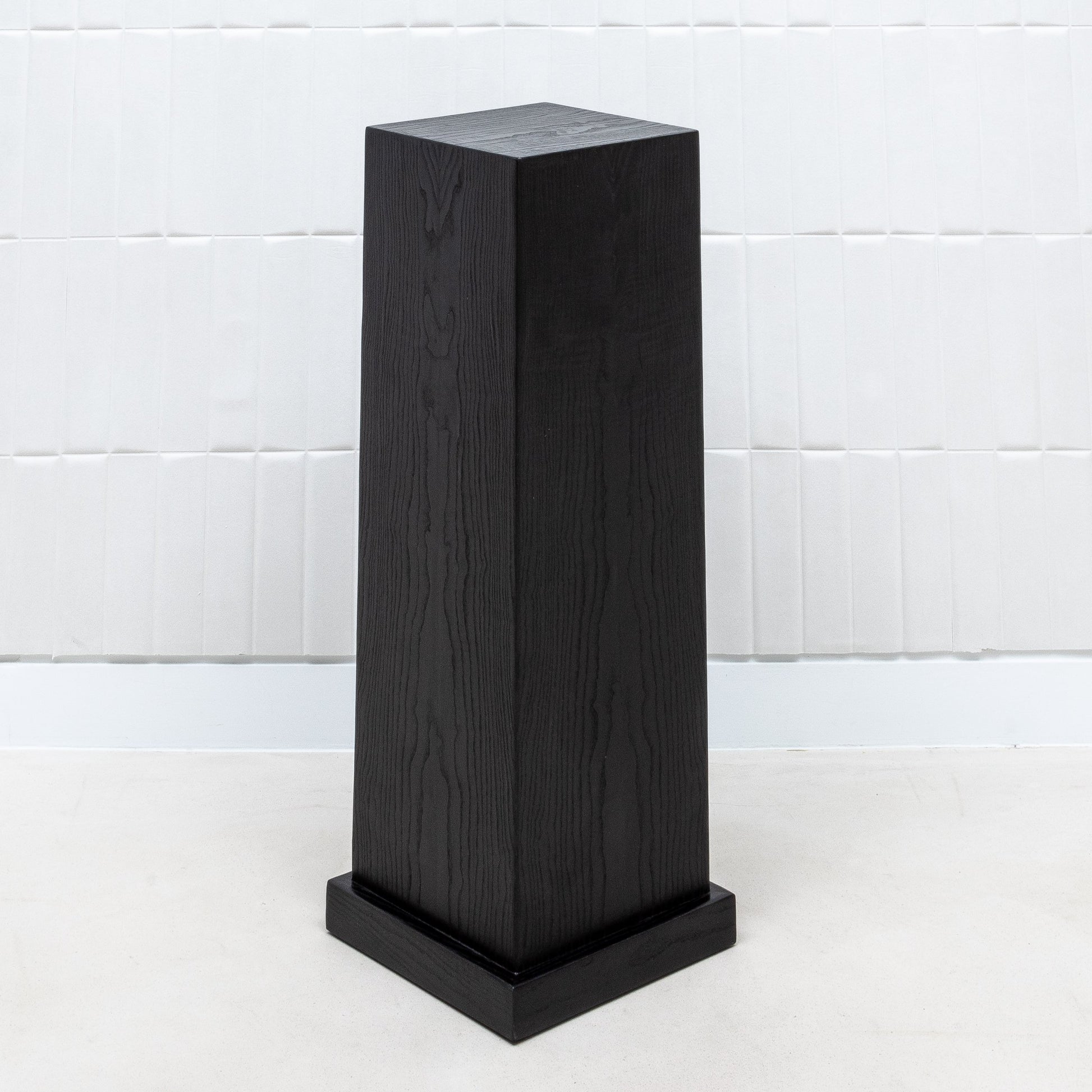 Modern Classic Oak Columns by R&Y Augousti