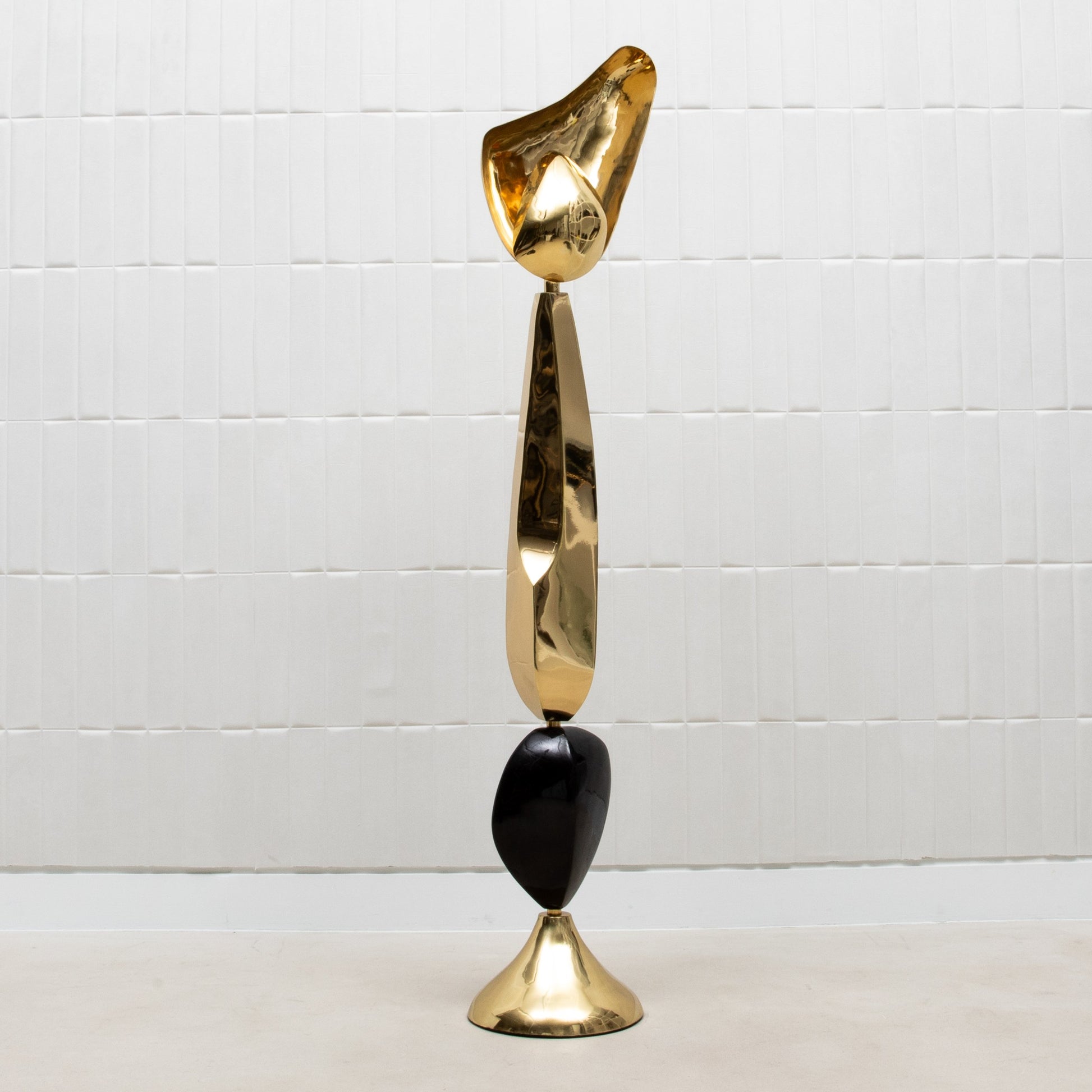 Sculptural Floor Lamp in Polished Brass with Black Shell by KIFU Paris