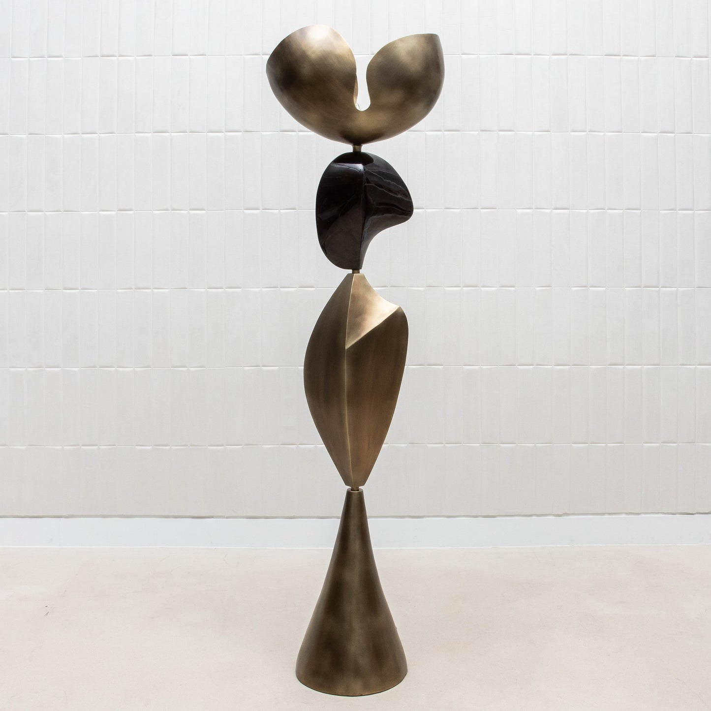 Sky & Moon Sculptural Floor Lamps in Brass and Black Shell by KIFU Paris