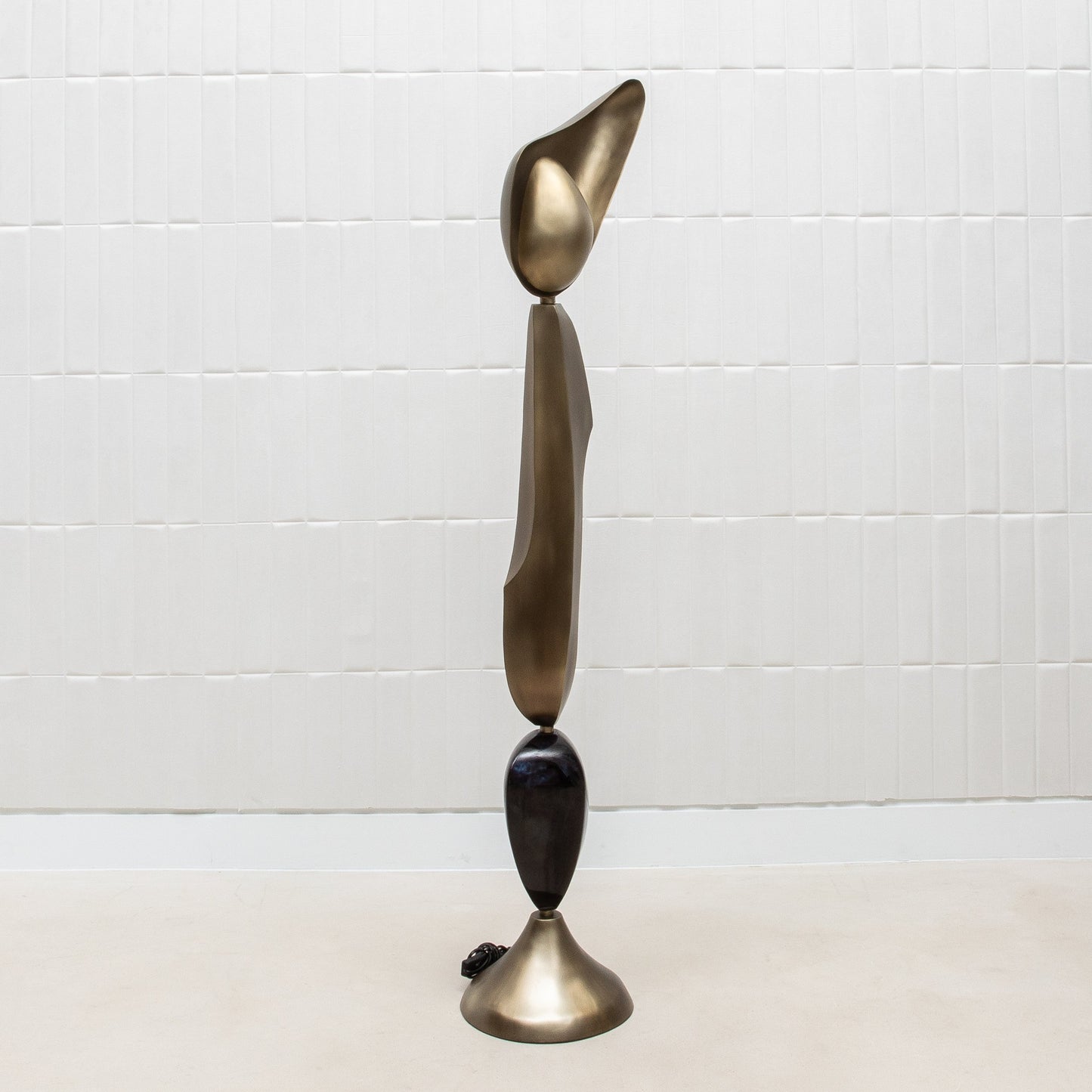 Sky & Moon Sculptural Floor Lamps in Brass and Black Shell by KIFU Paris