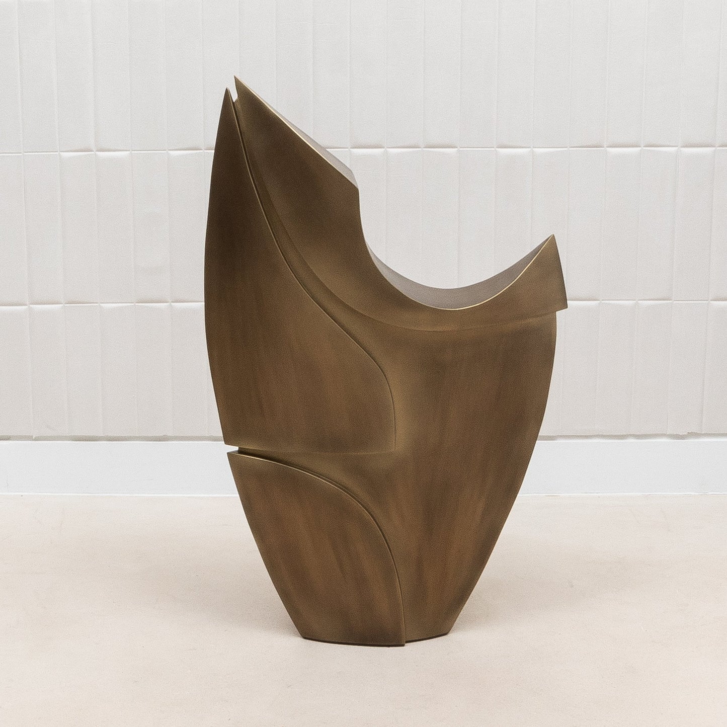 "OVAL QUEEN" by Patrick Coard Paris