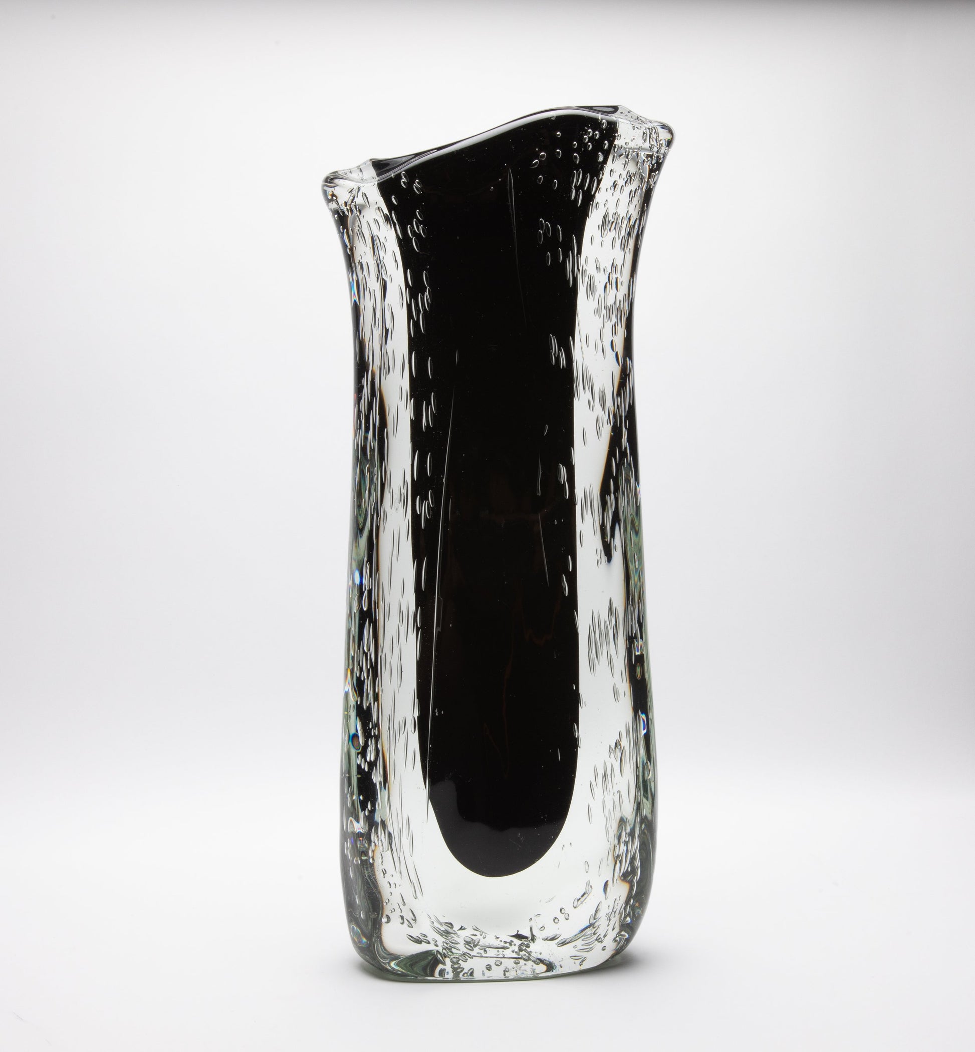 Murano Vase with Bubbles in Clear and Onyx Black