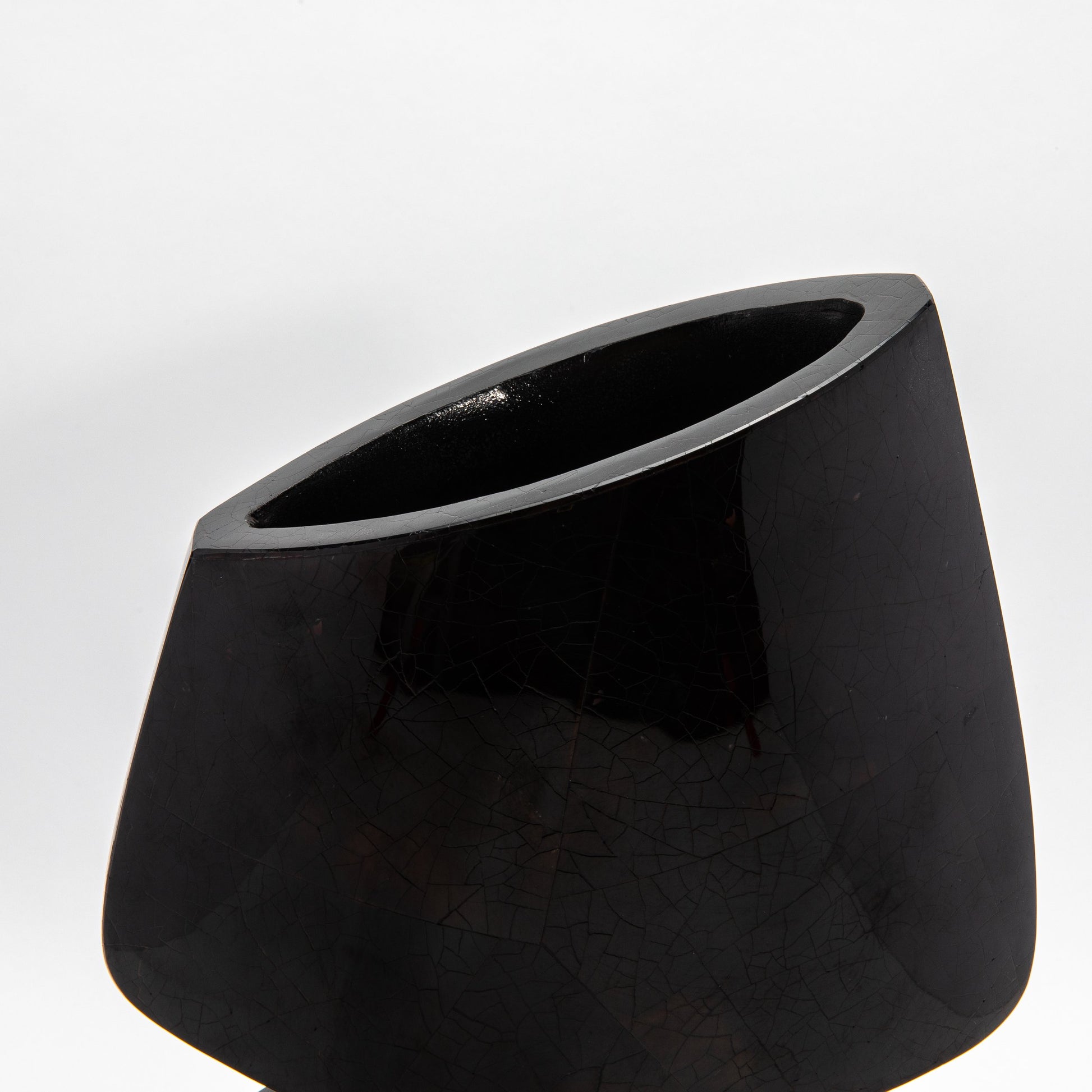 Sculptural Vase in Black Shell by R&Y Augousti