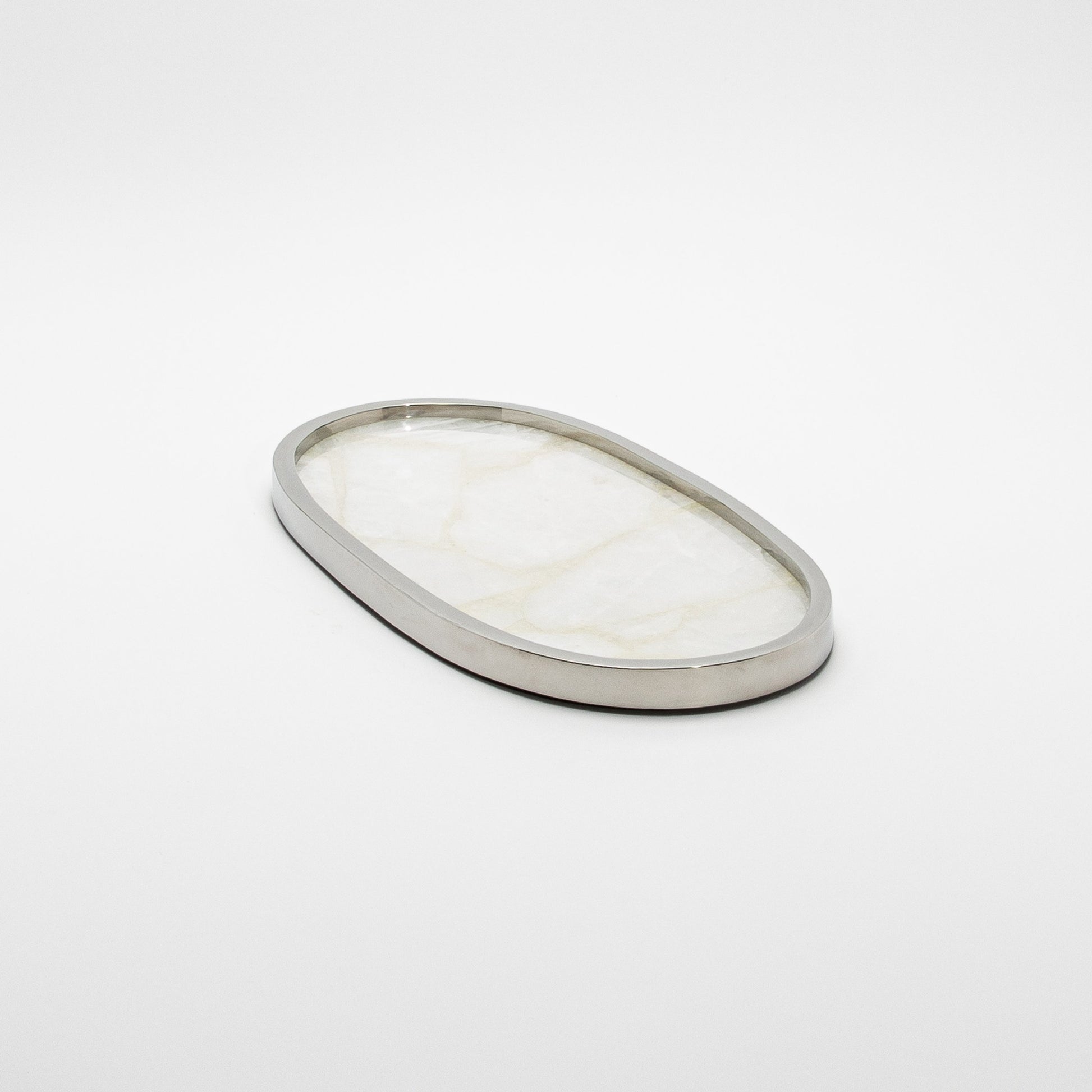 Oval Tray in White Quartz with Polished Stainless Steel by Kifu Paris