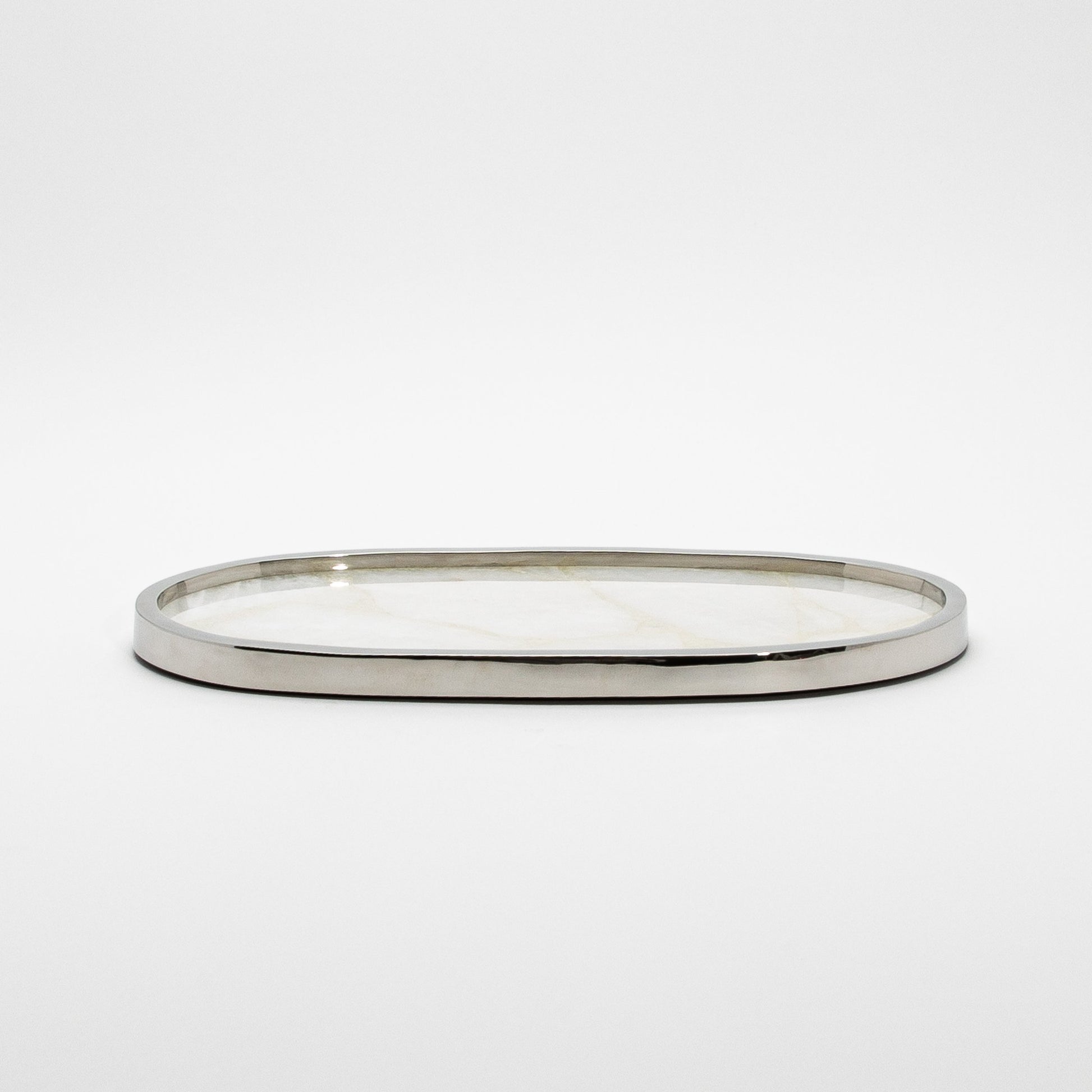 Oval Tray in White Quartz with Polished Stainless Steel by Kifu Paris
