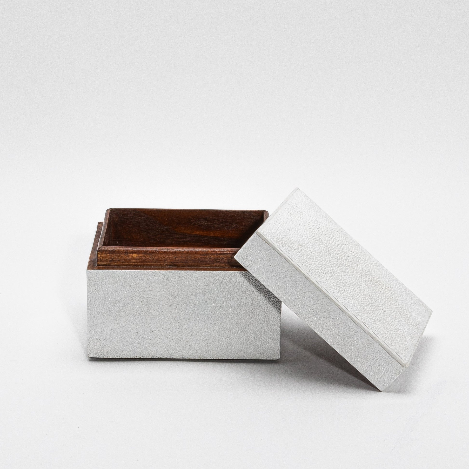 Set of 3 Curved Top Boxes in White Shagreen by R&Y Augousti