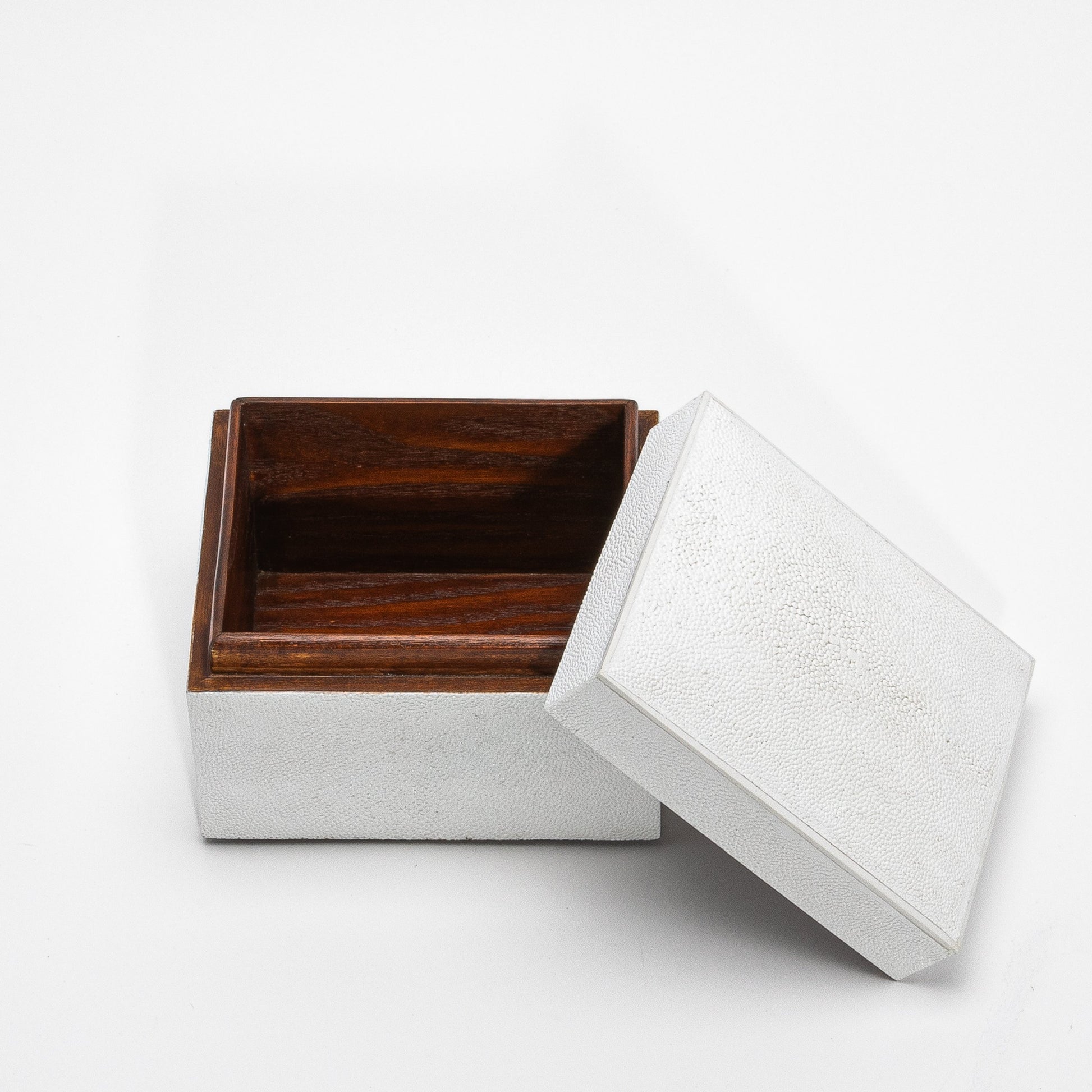 Set of 3 Curved Top Boxes in White Shagreen by R&Y Augousti