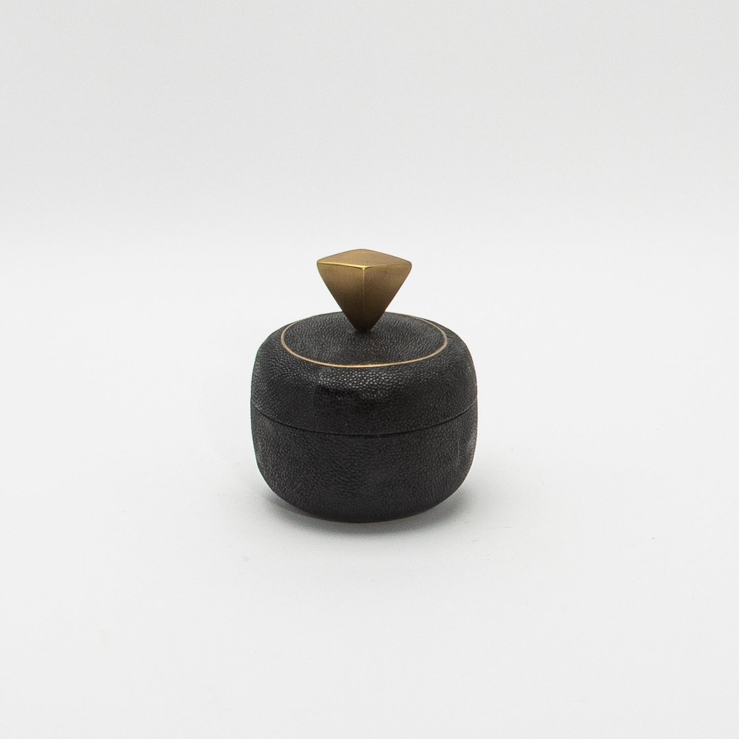 Set of 2 Round Boxes in Black Shagreen with Bronze Patina Brass Knob by Kifu Paris