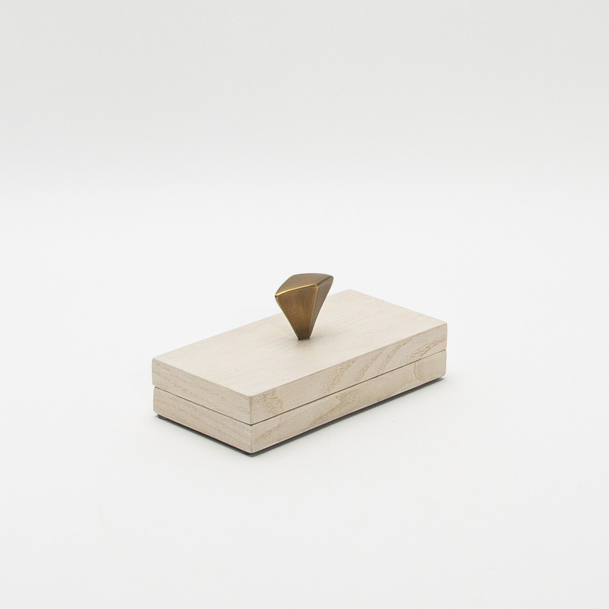 Box in White Oak with Bronze Patina Brass Knob by Kifu Paris