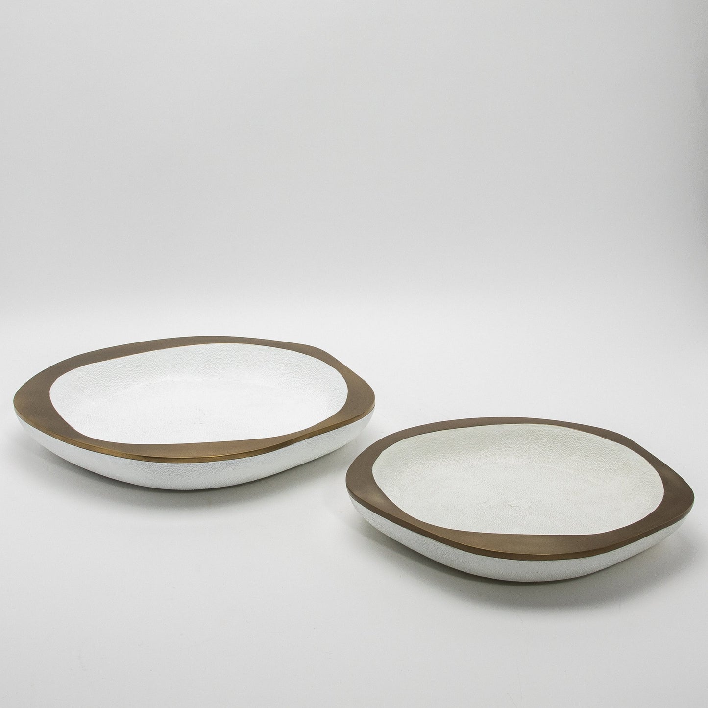 Bowl in White Shagreen with Bronze Patina Brass Details R&Y Augousti