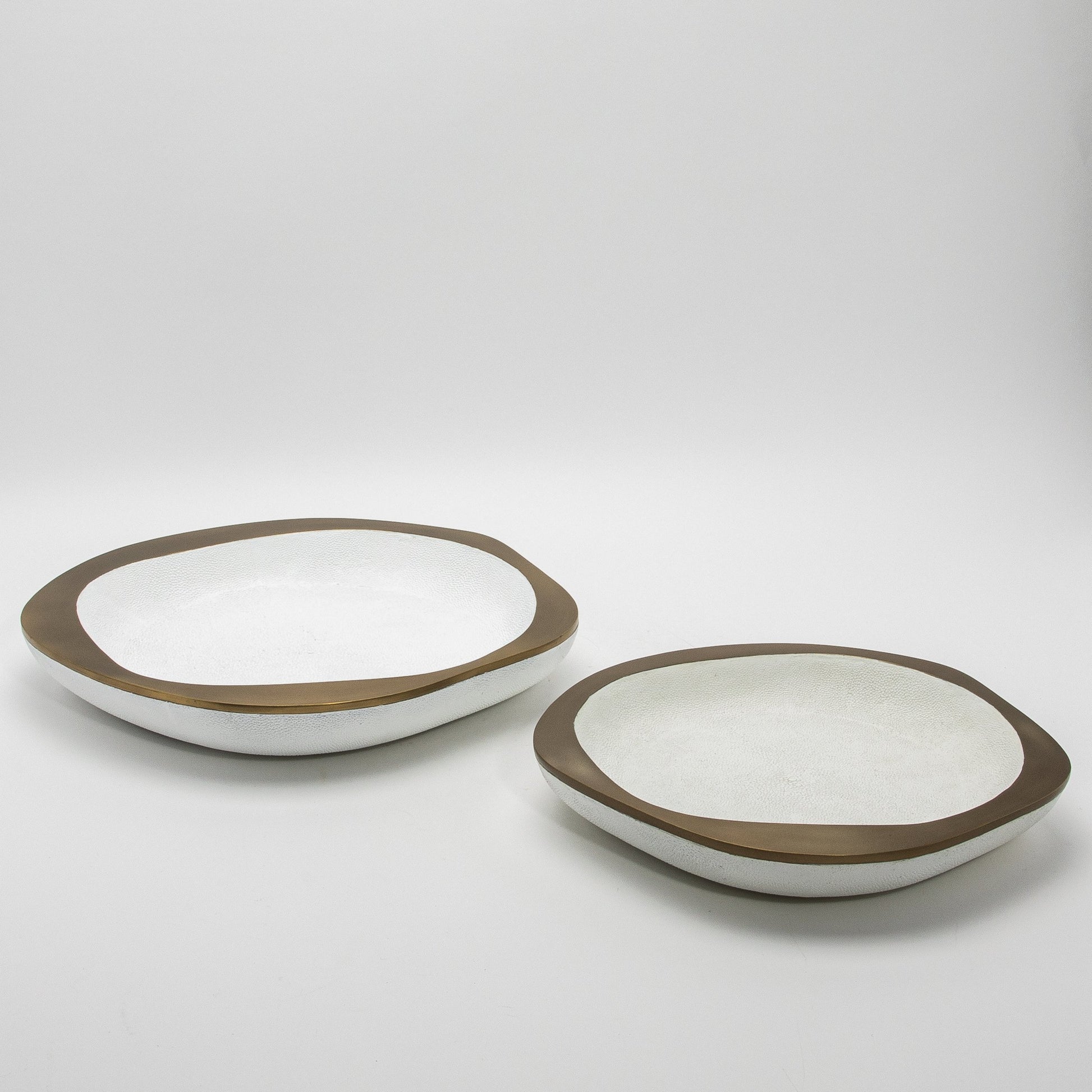 Bowl in White Shagreen with Bronze Patina Brass Details R&Y Augousti