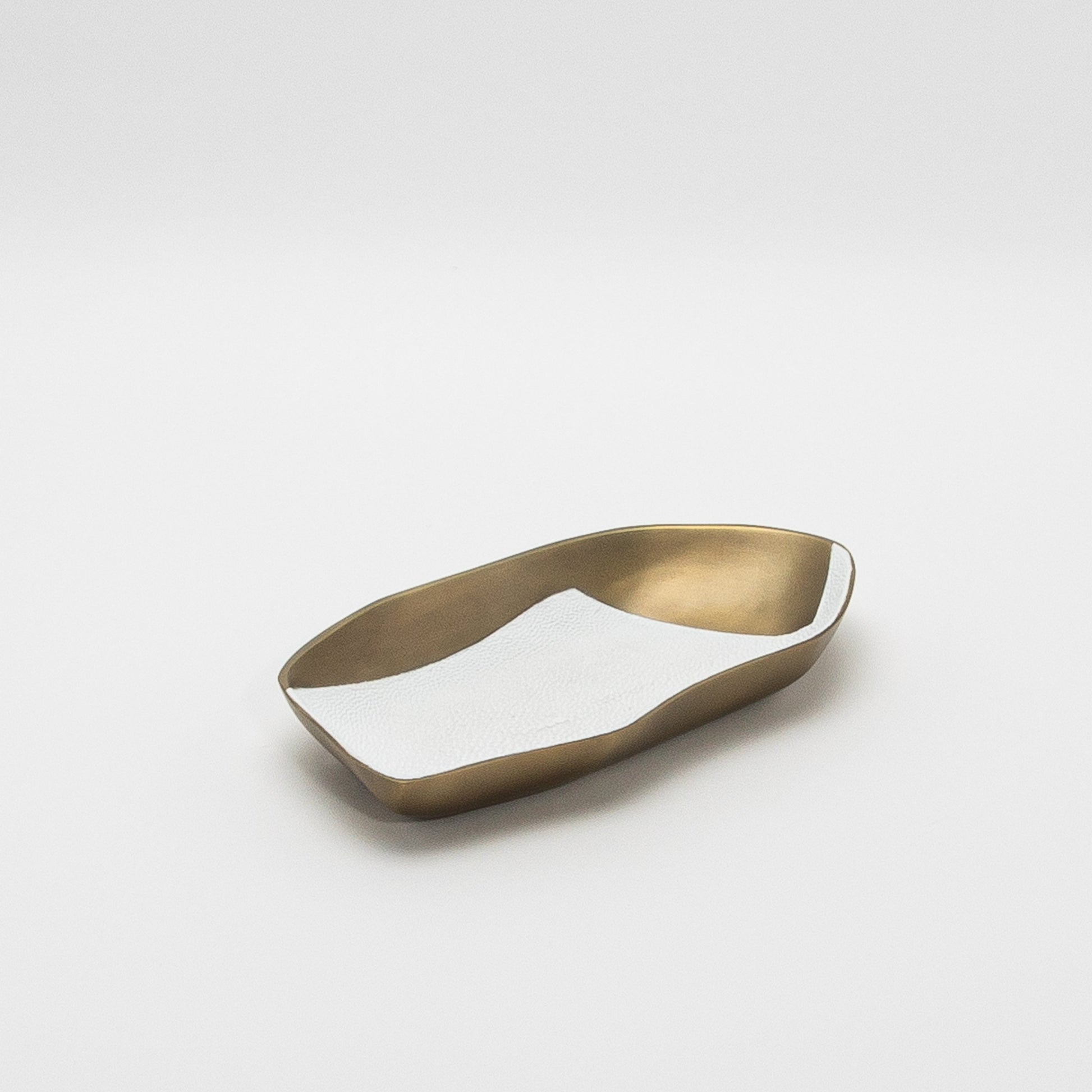 Bowl in Bronze Patina Brass with White Shagreen Details by KIFU Paris
