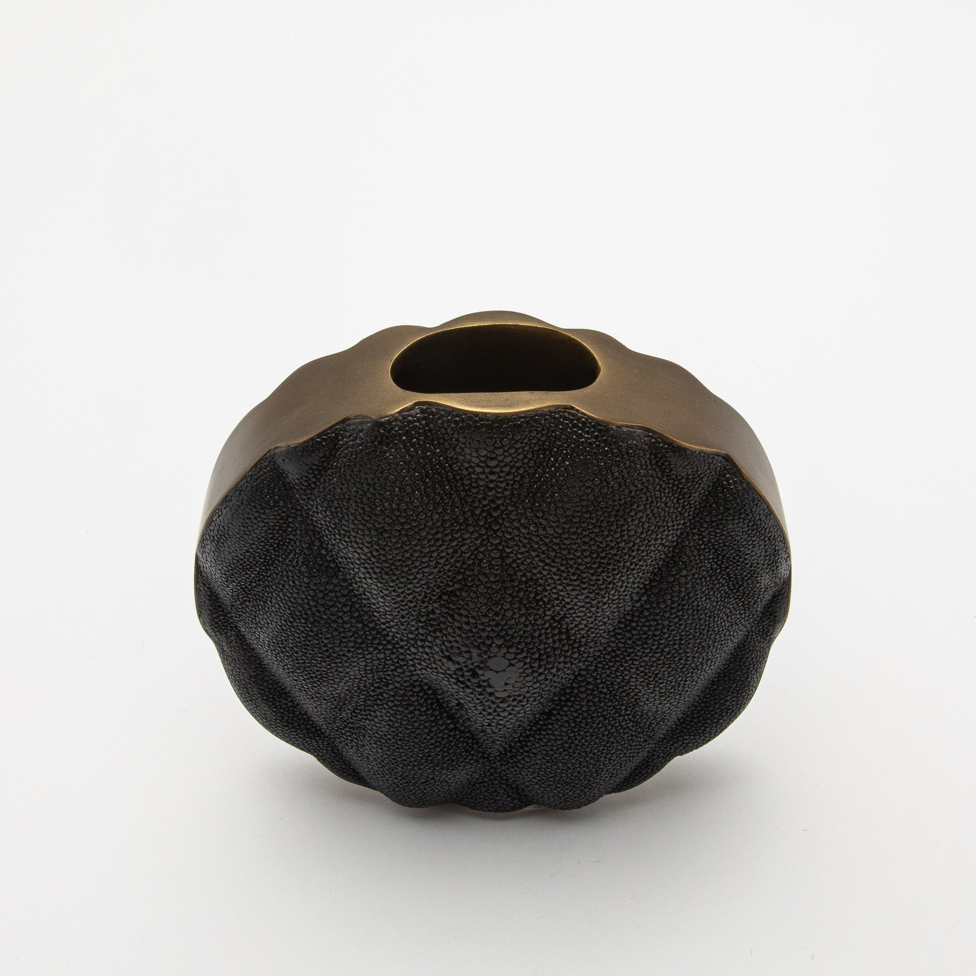 Quilted Vase in Black Shagreen with Brass by KIFU Paris