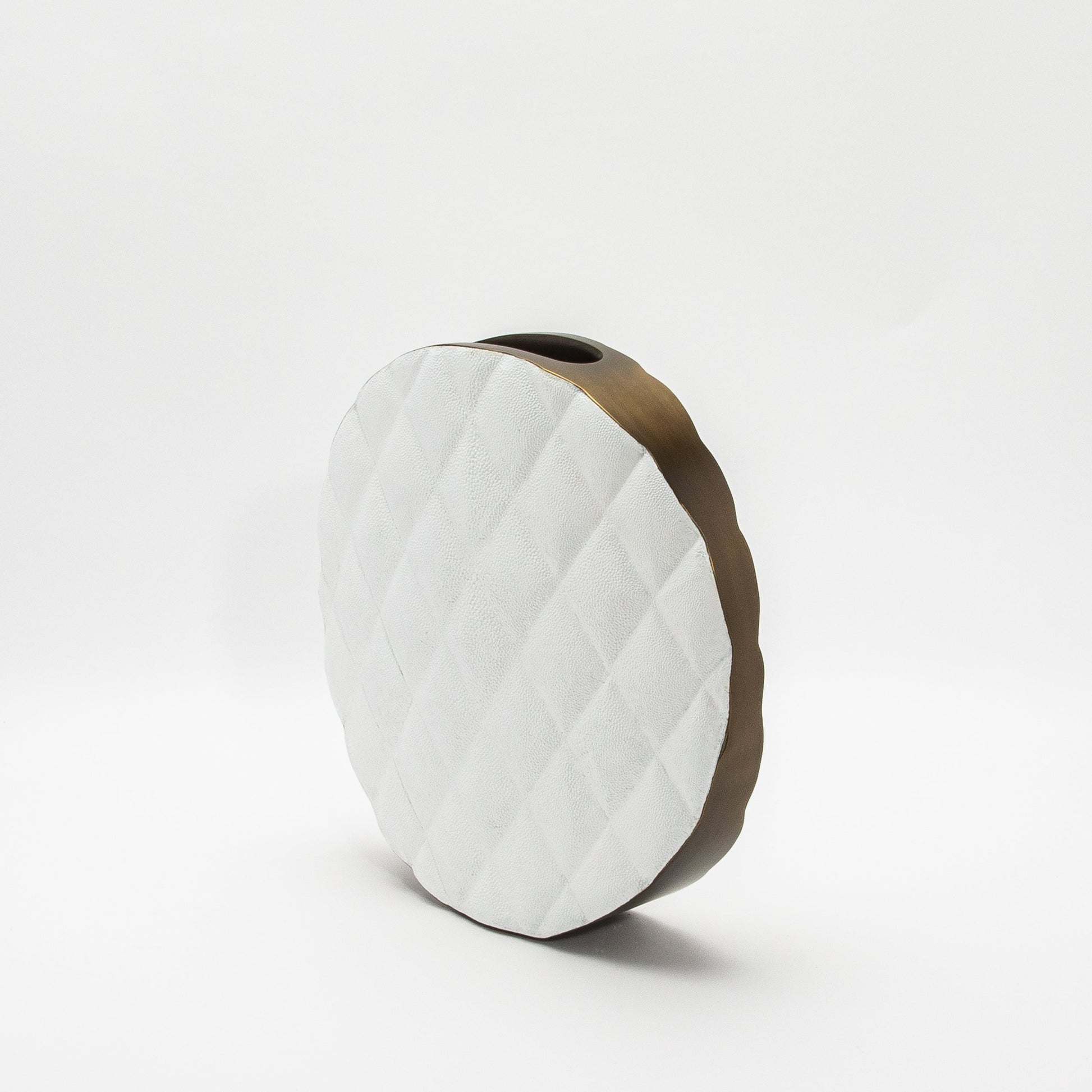 Quilted Vase in White Shagreen with Brass by Kifu Paris