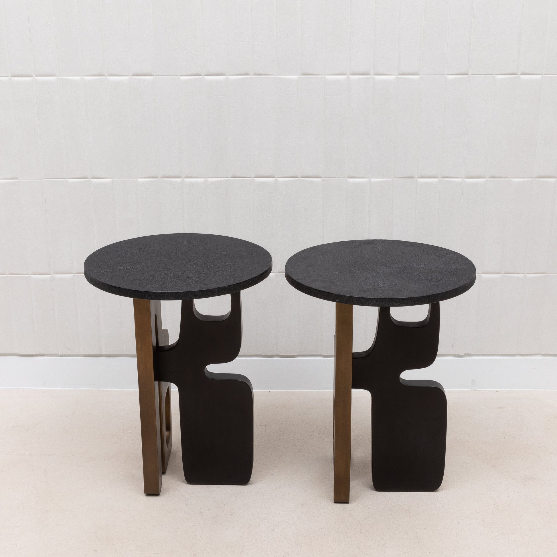 Apoli Shagreen Side Table by Kifu Paris