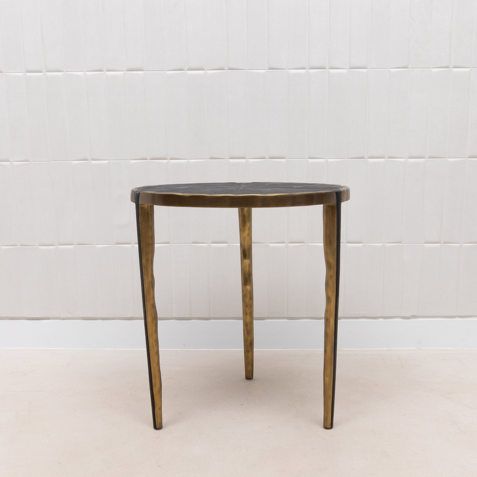 Pair of Side Tables in Black Shagreen with Bronze Patina Brass by R&Y Augousti