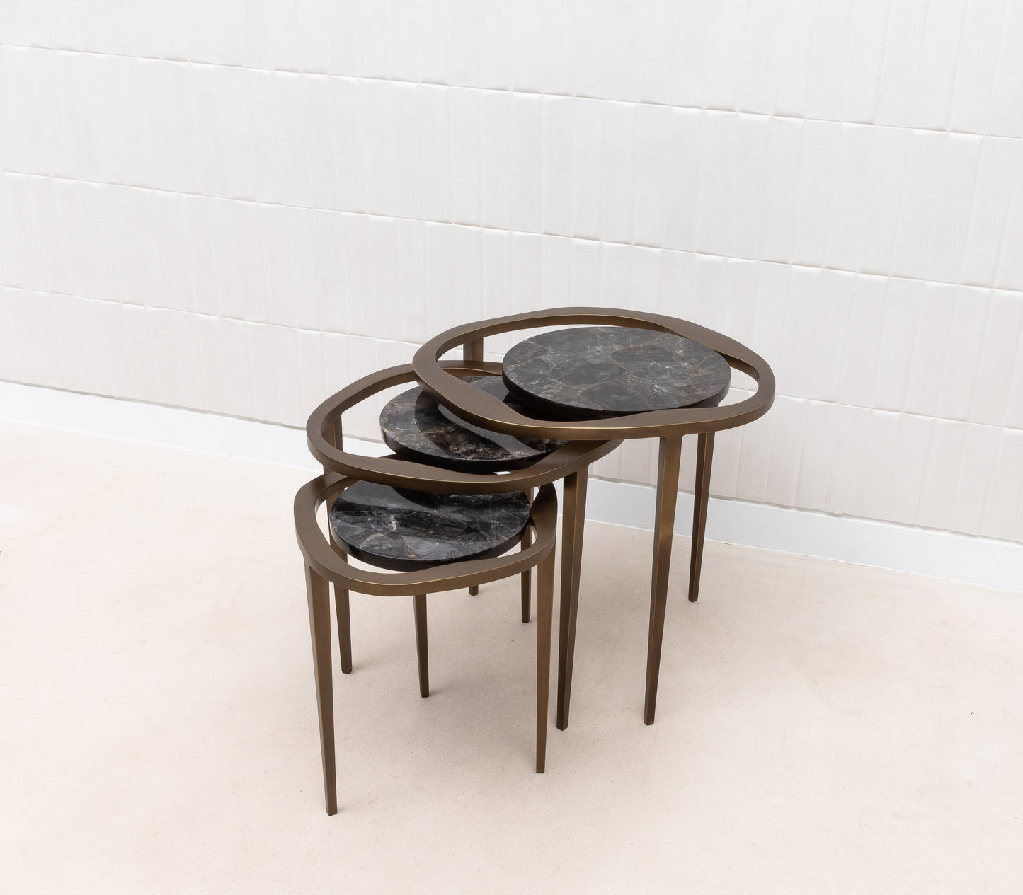 Set of Lilly Tables in Quartz by R&Y Augousti