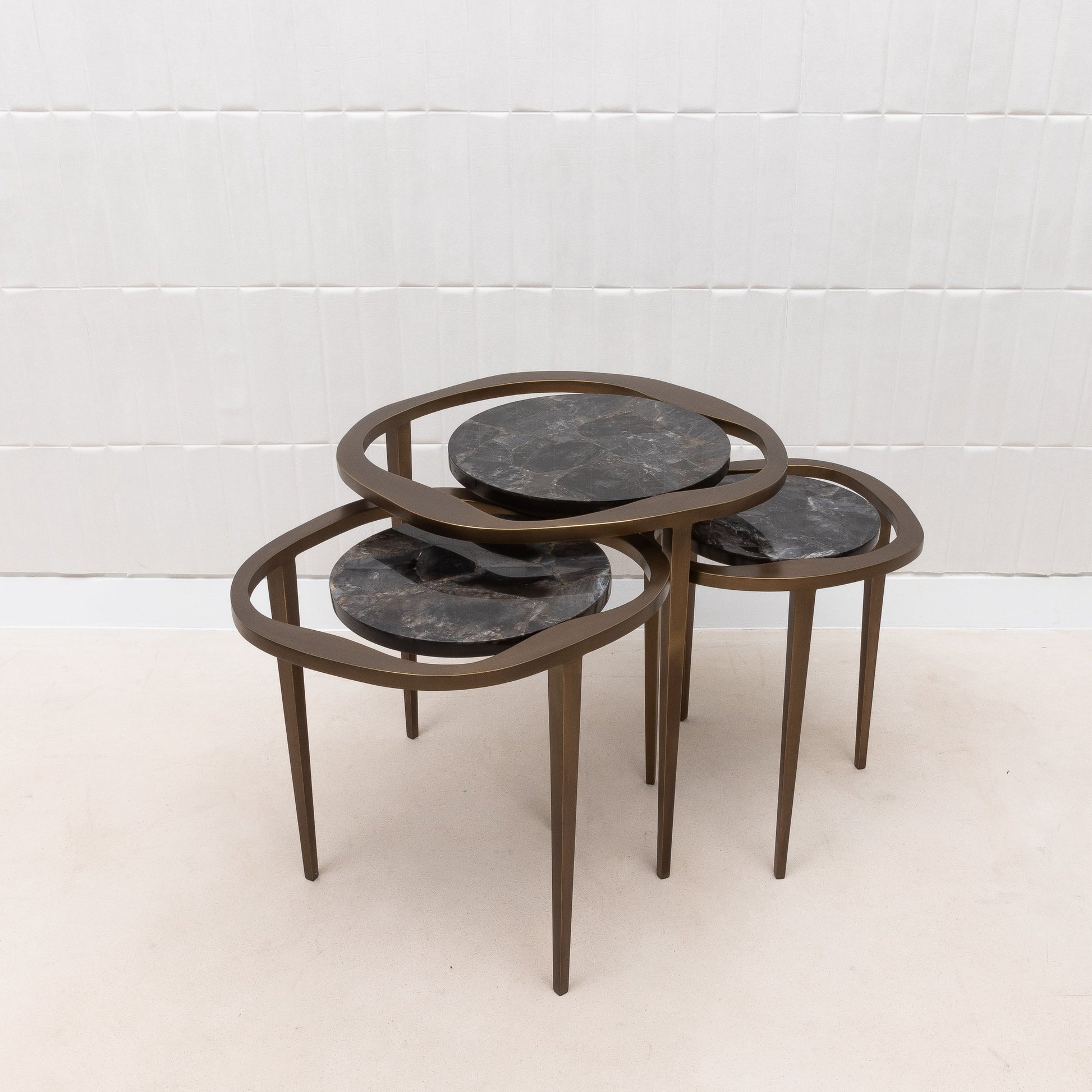 Set of Lilly Tables in Quartz by R&Y Augousti