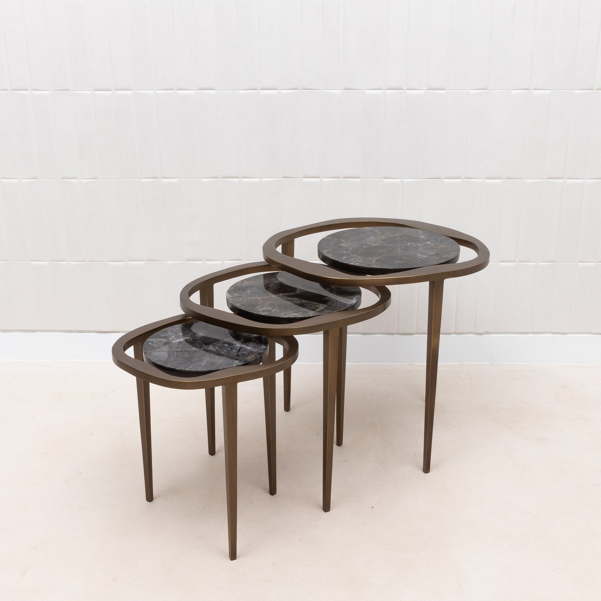 Set of Lilly Tables in Quartz by R&Y Augousti
