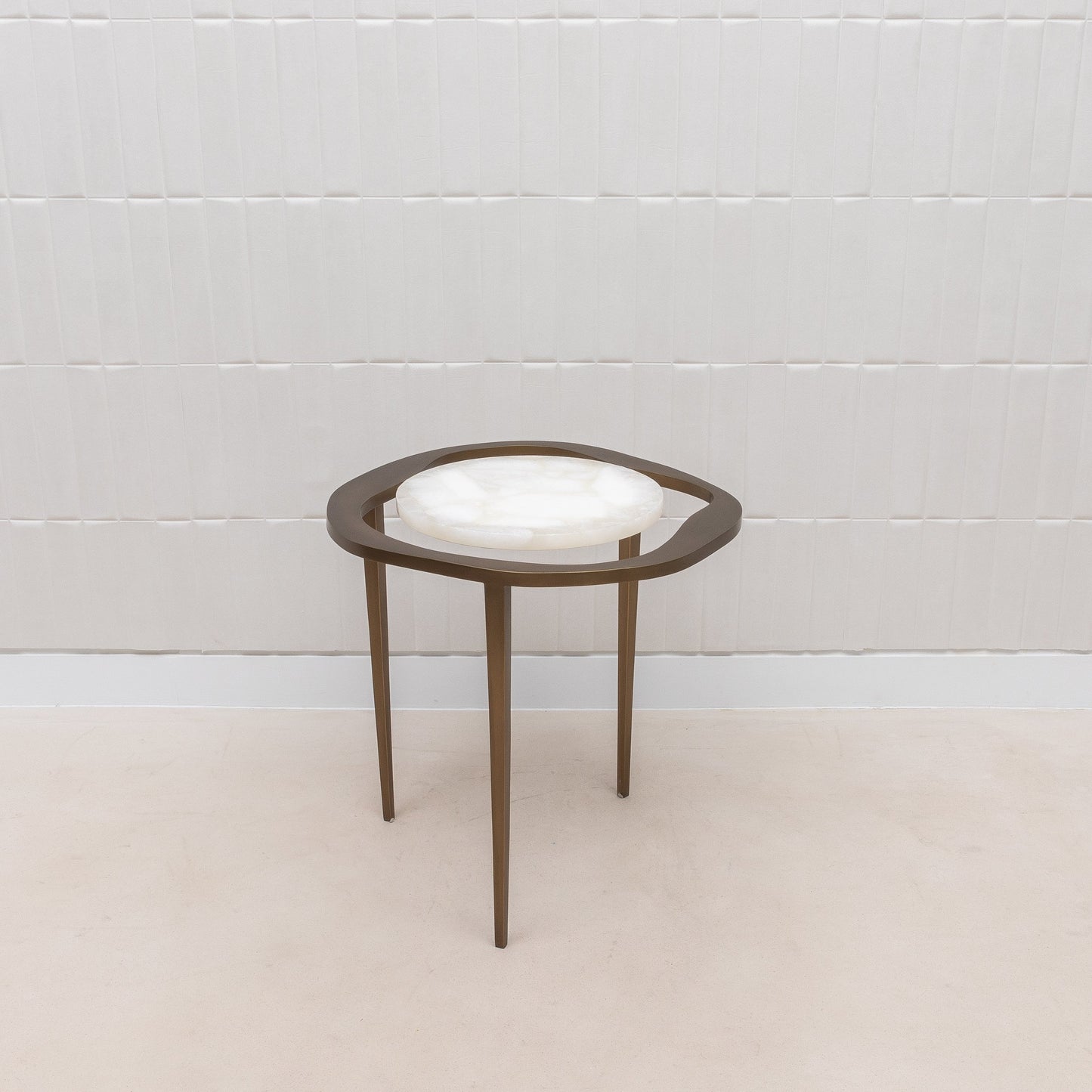 Set of  Nesting Tables in Quartz by R&Y Augousti