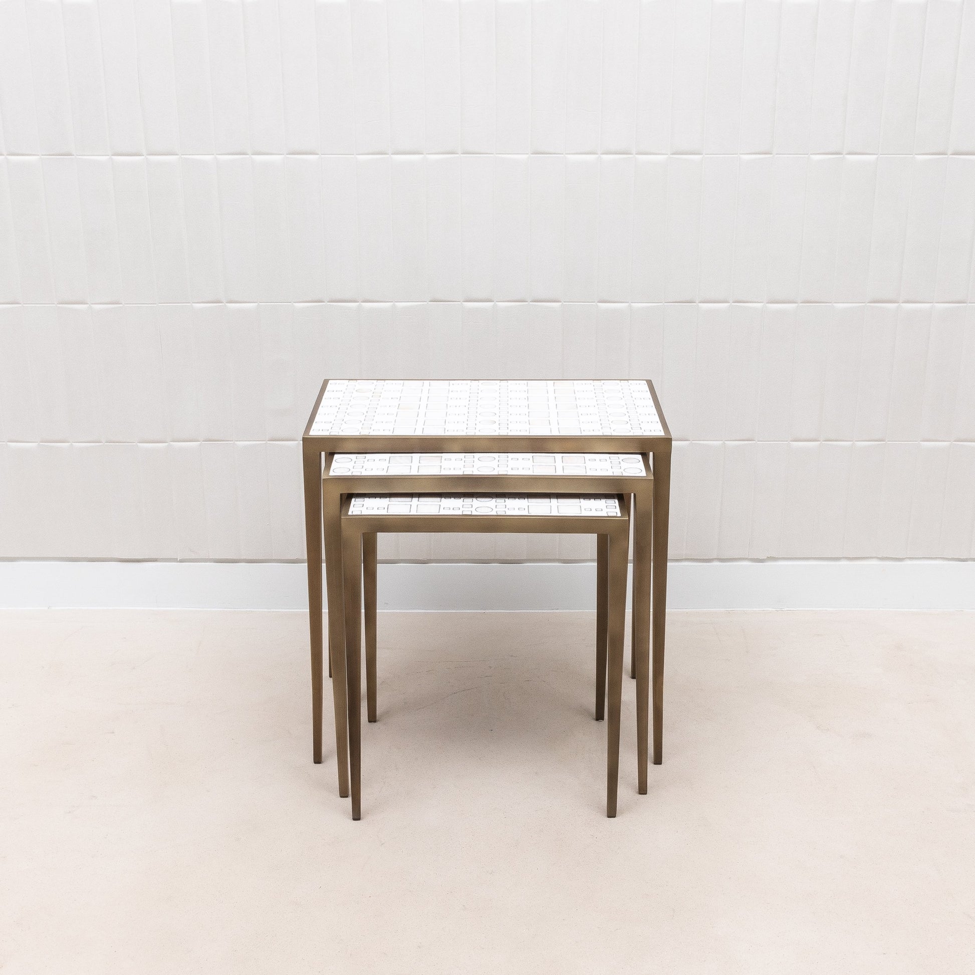 Set of Nesting Tables in White Shagreen and Mother of Pearl by R&Y Augousti