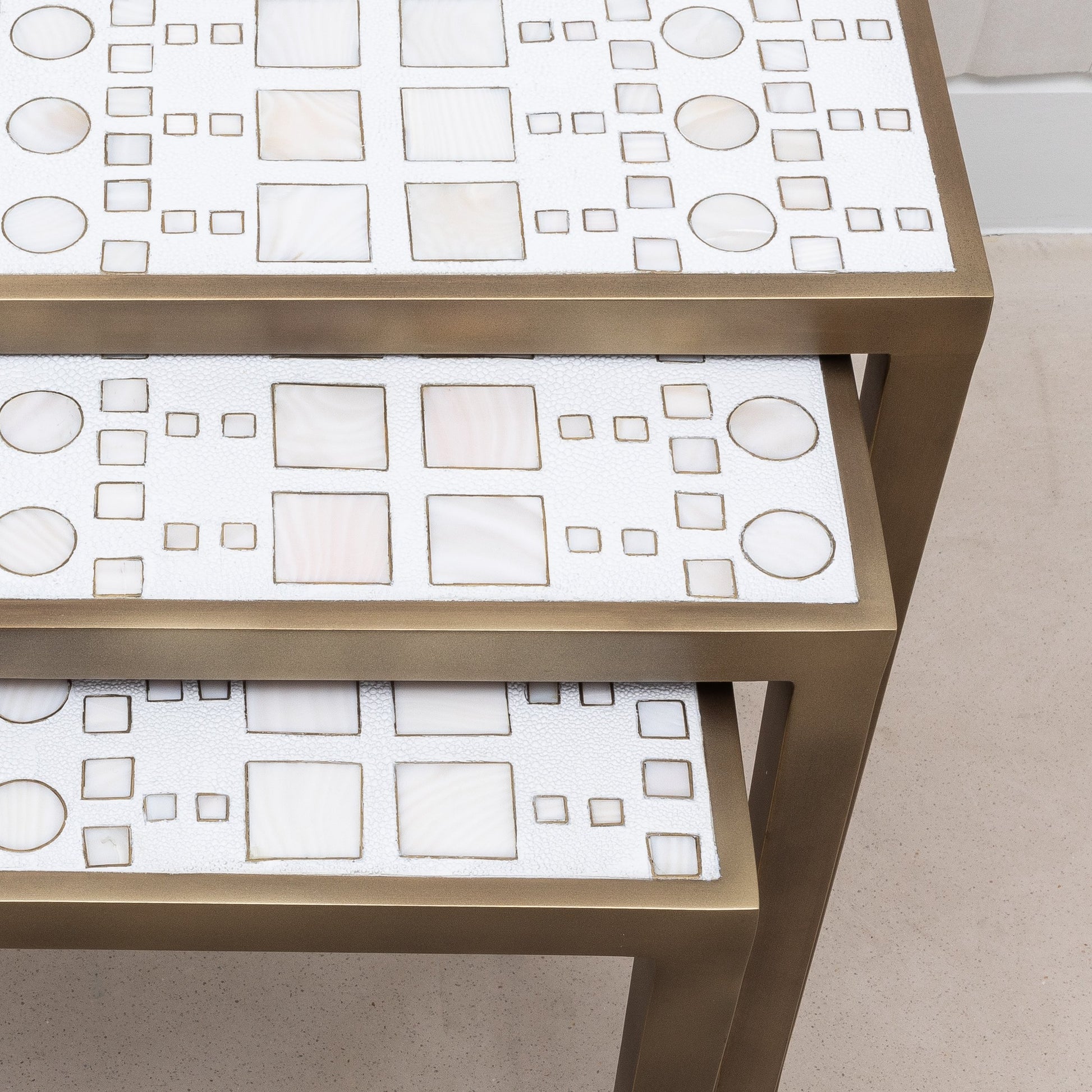 Set of Nesting Tables in White Shagreen and Mother of Pearl by R&Y Augousti